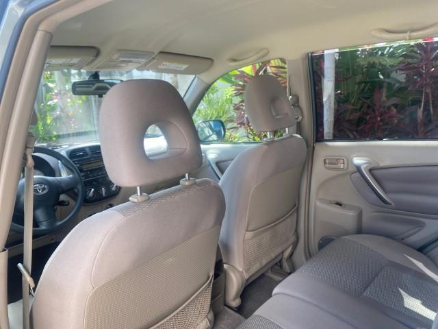 2005 Titanium Metallic /Taupe Toyota RAV4 LOW MILES 46,167 18 SERVICES (JTEGD20V650) with an 2.4L DOHC SFI 16-Valve VVT-i 4-Cyl Engine engine, Automatic transmission, located at 4701 North Dixie Hwy, Pompano Beach, FL, 33064, (954) 422-2889, 26.240938, -80.123474 - OUR WEBPAGE FLORIDACARS1.COM HAS OVER 100 PHOTOS AND FREE CARFAX LINK 2005 TOYOTA RAV4 VIN: JTEGD20V650076982 J T E G D 2 0 V 6 5 0 0 7 6 9 8 2 4 DOOR WAGON/SPORT UTILITY 2.4L I4 F DOHC 16V GASOLINE FRONT WHEEL DRIVE Features ABS Brakes Air Conditioning AM/FM Stereo Automatic Transmission Cassette P - Photo#70