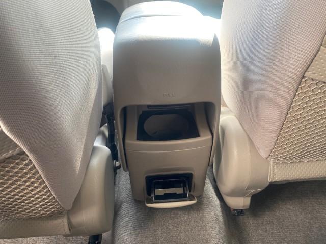 2005 Titanium Metallic /Taupe Toyota RAV4 LOW MILES 46,167 18 SERVICES (JTEGD20V650) with an 2.4L DOHC SFI 16-Valve VVT-i 4-Cyl Engine engine, Automatic transmission, located at 4701 North Dixie Hwy, Pompano Beach, FL, 33064, (954) 422-2889, 26.240938, -80.123474 - OUR WEBPAGE FLORIDACARS1.COM HAS OVER 100 PHOTOS AND FREE CARFAX LINK 2005 TOYOTA RAV4 VIN: JTEGD20V650076982 J T E G D 2 0 V 6 5 0 0 7 6 9 8 2 4 DOOR WAGON/SPORT UTILITY 2.4L I4 F DOHC 16V GASOLINE FRONT WHEEL DRIVE Features ABS Brakes Air Conditioning AM/FM Stereo Automatic Transmission Cassette P - Photo#71