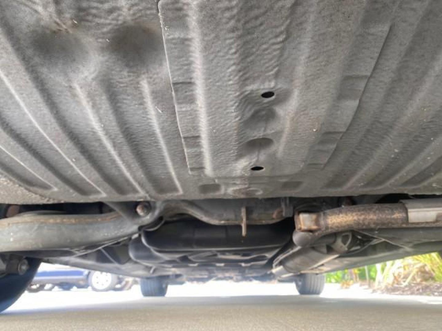 2010 Slate Green Metallic /Gray Honda Odyssey EX-L LOW MILES 52,543 1 OWNER FL (5FNRL3H62AB) with an 3.5L SOHC MPFI 24-Valve i-VTEC V6 Engine engine, Automatic transmission, located at 4701 North Dixie Hwy, Pompano Beach, FL, 33064, (954) 422-2889, 26.240938, -80.123474 - OUR WEBPAGE FLORIDACARS1.COM HAS OVER 100 PHOTOS AND FREE CARFAX LINK 2010 HONDA ODYSSEY EX-L VIN: 5FNRL3H62AB112651 5 F N R L 3 H 6 2 A B 1 1 2 6 5 1 VAN 3.5L V6 F SOHC 24V GASOLINE FRONT WHEEL DRIVE Features ABS Brakes Air Conditioning Alloy Wheels AM/FM Stereo Automatic Transmission Auxiliary Aud - Photo#22
