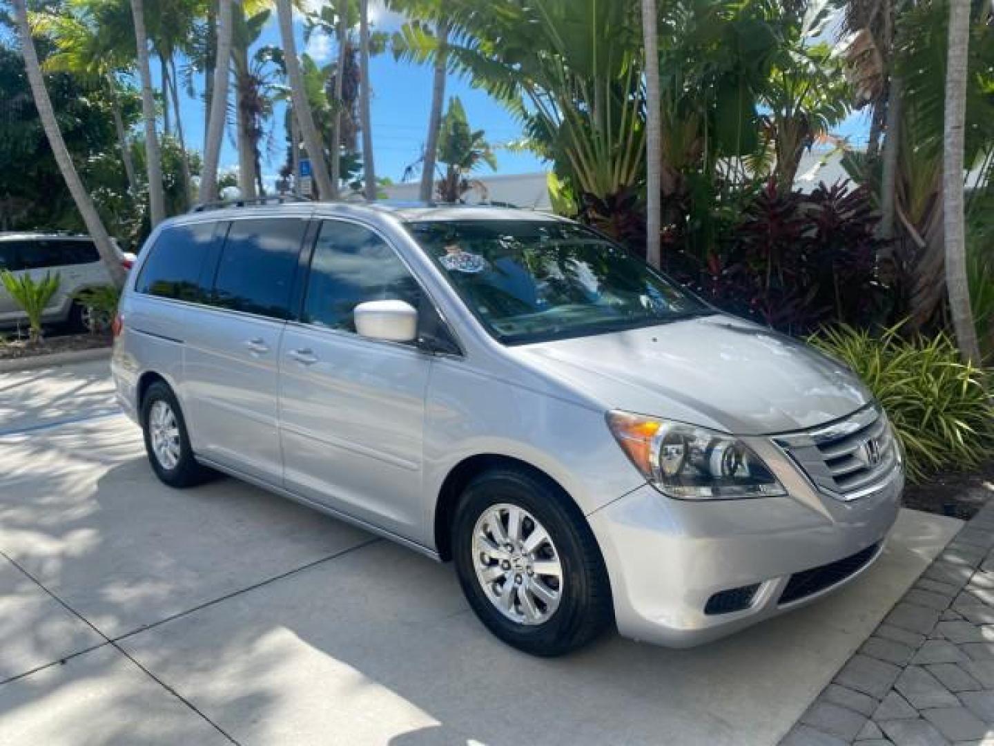 2010 Slate Green Metallic /Gray Honda Odyssey EX-L LOW MILES 52,543 1 OWNER FL (5FNRL3H62AB) with an 3.5L SOHC MPFI 24-Valve i-VTEC V6 Engine engine, Automatic transmission, located at 4701 North Dixie Hwy, Pompano Beach, FL, 33064, (954) 422-2889, 26.240938, -80.123474 - OUR WEBPAGE FLORIDACARS1.COM HAS OVER 100 PHOTOS AND FREE CARFAX LINK 2010 HONDA ODYSSEY EX-L VIN: 5FNRL3H62AB112651 5 F N R L 3 H 6 2 A B 1 1 2 6 5 1 VAN 3.5L V6 F SOHC 24V GASOLINE FRONT WHEEL DRIVE Features ABS Brakes Air Conditioning Alloy Wheels AM/FM Stereo Automatic Transmission Auxiliary Aud - Photo#24