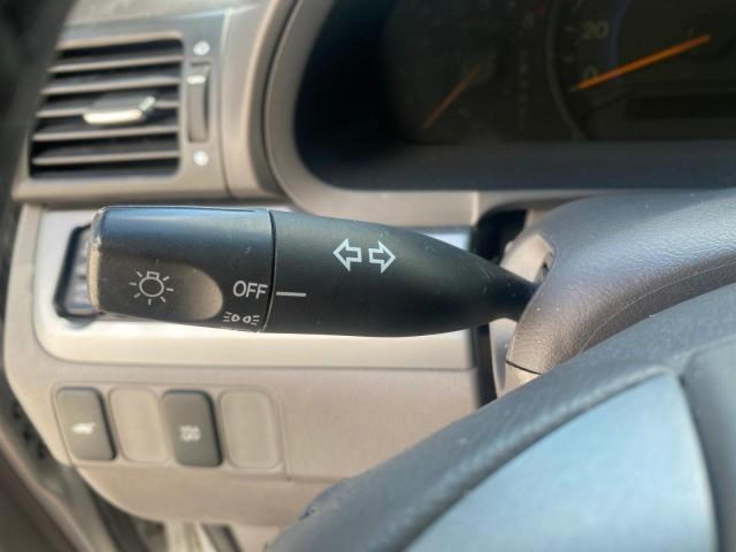 2010 Slate Green Metallic /Gray Honda Odyssey EX-L LOW MILES 52,543 1 OWNER FL (5FNRL3H62AB) with an 3.5L SOHC MPFI 24-Valve i-VTEC V6 Engine engine, Automatic transmission, located at 4701 North Dixie Hwy, Pompano Beach, FL, 33064, (954) 422-2889, 26.240938, -80.123474 - OUR WEBPAGE FLORIDACARS1.COM HAS OVER 100 PHOTOS AND FREE CARFAX LINK 2010 HONDA ODYSSEY EX-L VIN: 5FNRL3H62AB112651 5 F N R L 3 H 6 2 A B 1 1 2 6 5 1 VAN 3.5L V6 F SOHC 24V GASOLINE FRONT WHEEL DRIVE Features ABS Brakes Air Conditioning Alloy Wheels AM/FM Stereo Automatic Transmission Auxiliary Aud - Photo#43