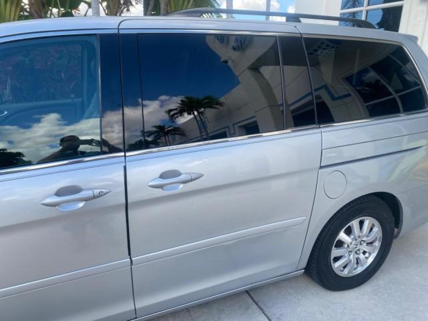 2010 Slate Green Metallic /Gray Honda Odyssey EX-L LOW MILES 52,543 1 OWNER FL (5FNRL3H62AB) with an 3.5L SOHC MPFI 24-Valve i-VTEC V6 Engine engine, Automatic transmission, located at 4701 North Dixie Hwy, Pompano Beach, FL, 33064, (954) 422-2889, 26.240938, -80.123474 - OUR WEBPAGE FLORIDACARS1.COM HAS OVER 100 PHOTOS AND FREE CARFAX LINK 2010 HONDA ODYSSEY EX-L VIN: 5FNRL3H62AB112651 5 F N R L 3 H 6 2 A B 1 1 2 6 5 1 VAN 3.5L V6 F SOHC 24V GASOLINE FRONT WHEEL DRIVE Features ABS Brakes Air Conditioning Alloy Wheels AM/FM Stereo Automatic Transmission Auxiliary Aud - Photo#67