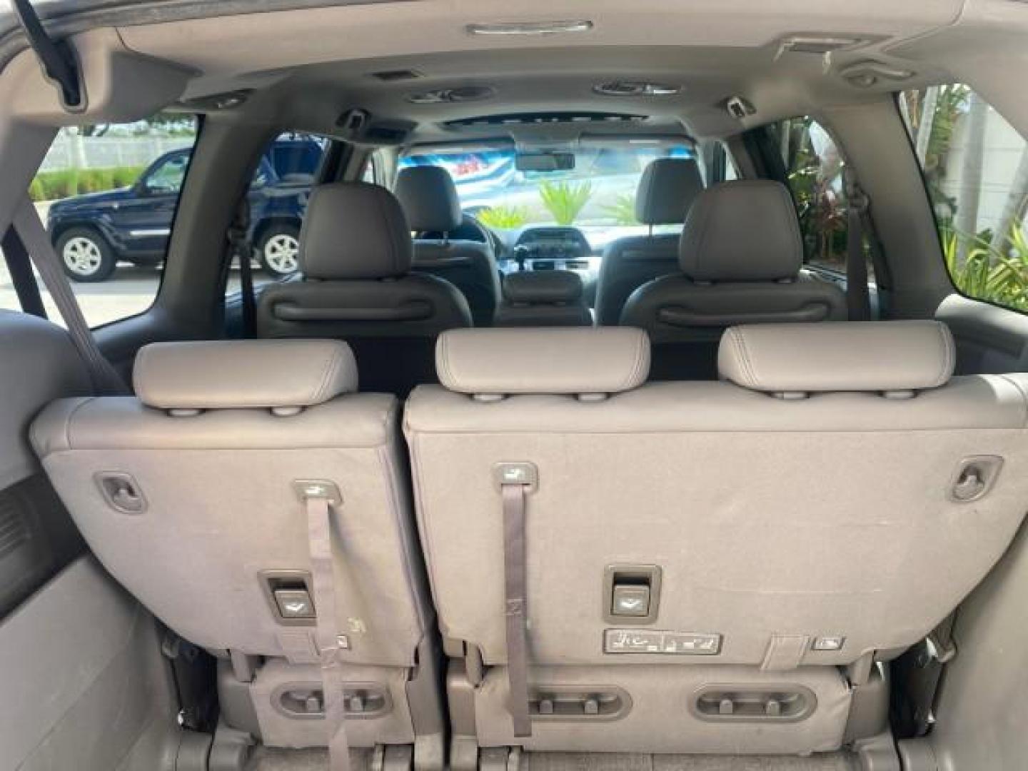2010 Slate Green Metallic /Gray Honda Odyssey EX-L LOW MILES 52,543 1 OWNER FL (5FNRL3H62AB) with an 3.5L SOHC MPFI 24-Valve i-VTEC V6 Engine engine, Automatic transmission, located at 4701 North Dixie Hwy, Pompano Beach, FL, 33064, (954) 422-2889, 26.240938, -80.123474 - OUR WEBPAGE FLORIDACARS1.COM HAS OVER 100 PHOTOS AND FREE CARFAX LINK 2010 HONDA ODYSSEY EX-L VIN: 5FNRL3H62AB112651 5 F N R L 3 H 6 2 A B 1 1 2 6 5 1 VAN 3.5L V6 F SOHC 24V GASOLINE FRONT WHEEL DRIVE Features ABS Brakes Air Conditioning Alloy Wheels AM/FM Stereo Automatic Transmission Auxiliary Aud - Photo#91