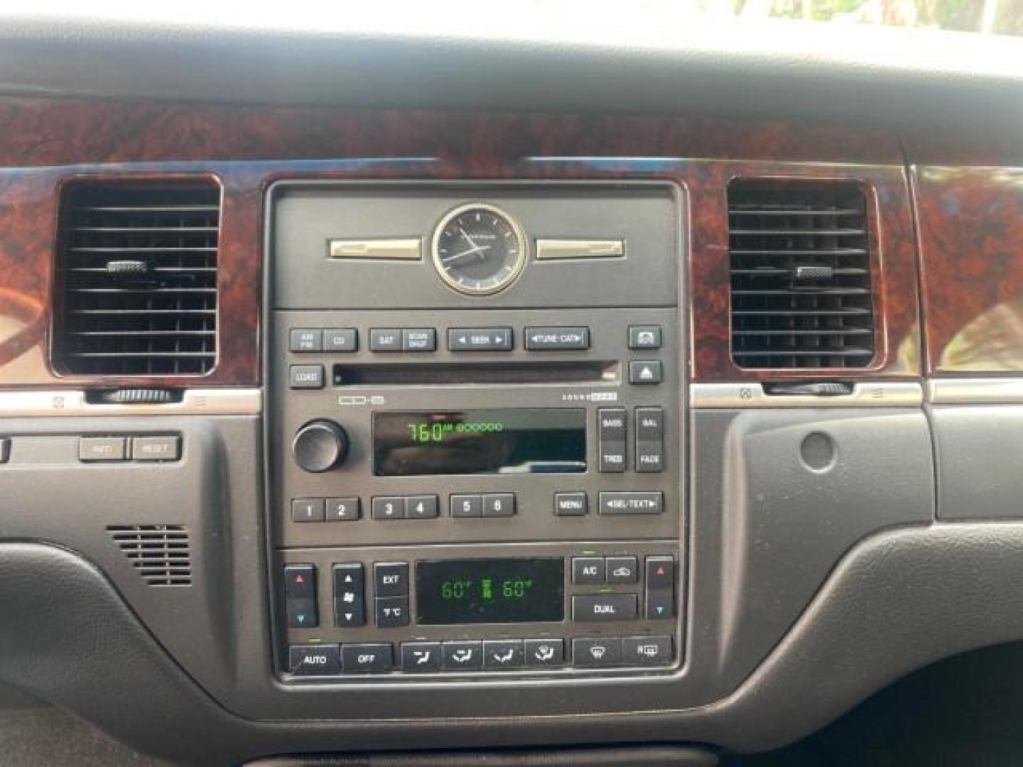 2008 Black /Black Lincoln Town Car Limited LOW MILES 70,308 BLACK (2LNHM82W08X) with an 4.6L SOHC EFI V8 Engine engine, Automatic transmission, located at 4701 North Dixie Hwy, Pompano Beach, FL, 33064, (954) 422-2889, 26.240938, -80.123474 - OUR WEBPAGE FLORIDACARS1.COM HAS OVER 100 PHOTOS AND FREE CARFAX LINK 2008 LINCOLN TOWN CAR SIGNATURE LIMITED VIN: 2LNHM82W08X641102 2 L N H M 8 2 W 0 8 X 6 4 1 1 0 2 SEDAN 4 DR 4.6L V8 F SOHC GASOLINE REAR WHEEL DRIVE Features ABS Brakes Air Conditioning Alloy Wheels AM/FM Stereo Automatic Transmis - Photo#47