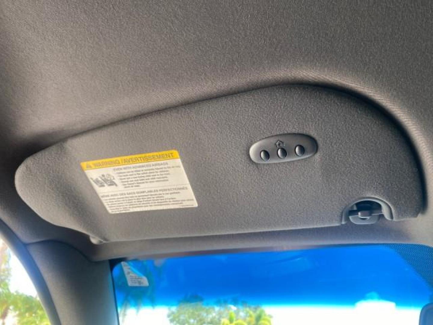 2008 Black /Black Lincoln Town Car Limited LOW MILES 70,308 BLACK (2LNHM82W08X) with an 4.6L SOHC EFI V8 Engine engine, Automatic transmission, located at 4701 North Dixie Hwy, Pompano Beach, FL, 33064, (954) 422-2889, 26.240938, -80.123474 - OUR WEBPAGE FLORIDACARS1.COM HAS OVER 100 PHOTOS AND FREE CARFAX LINK 2008 LINCOLN TOWN CAR SIGNATURE LIMITED VIN: 2LNHM82W08X641102 2 L N H M 8 2 W 0 8 X 6 4 1 1 0 2 SEDAN 4 DR 4.6L V8 F SOHC GASOLINE REAR WHEEL DRIVE Features ABS Brakes Air Conditioning Alloy Wheels AM/FM Stereo Automatic Transmis - Photo#51