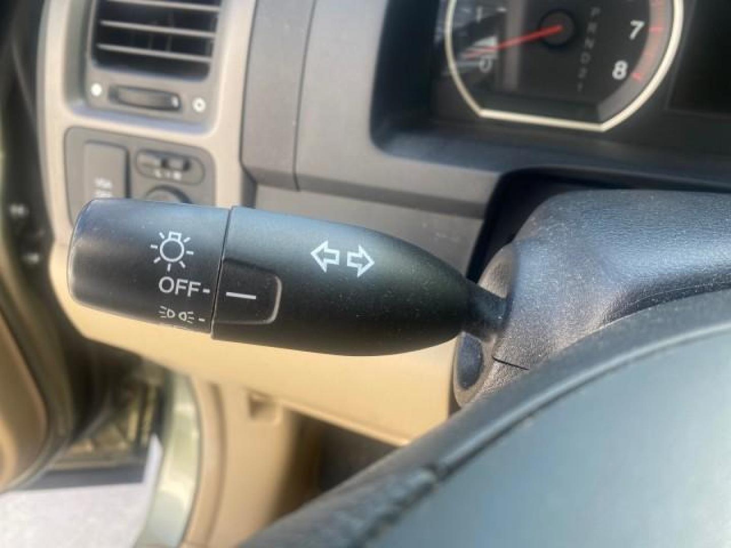 2009 Green Tea Metallic /Ivory Honda CR-V LX 1 OWNER LOW MILES 14,629 (5J6RE38349L) with an 2.4L DOHC MPFI 16-Valve i-VTEC I4 Engine engine, Automatic transmission, located at 4701 North Dixie Hwy, Pompano Beach, FL, 33064, (954) 422-2889, 26.240938, -80.123474 - OUR WEBPAGE FLORIDACARS1.COM HAS OVER 100 PHOTOS AND FREE CARFAX LINK 2009 HONDA CR-V LX VIN: 5J6RE38349L028673 5 J 6 R E 3 8 3 4 9 L 0 2 8 6 7 3 4 DOOR WAGON/SPORT UTILITY 2.4L I4 F DOHC 16V GASOLINE FRONT WHEEL DRIVE Presenting one of the finest Honda CR-V's weve ever listed! This incredible 1-own - Photo#40