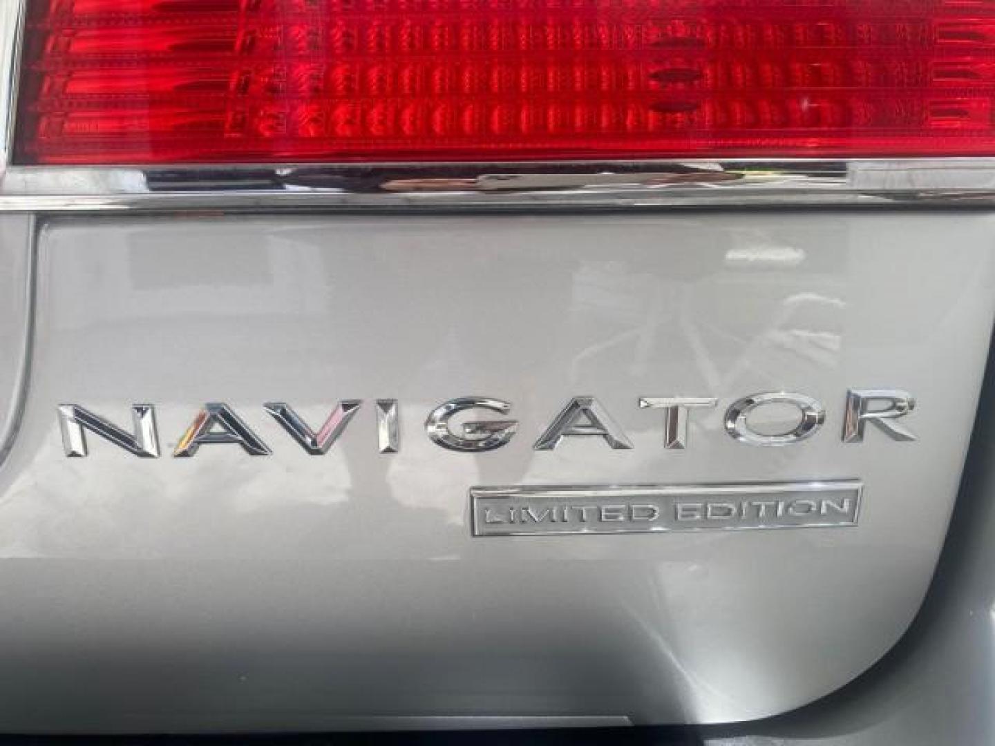2011 White Platinum Tri-Coat Metallic /Stone Lincoln Navigator 1 OWNER FLORIDA SUNROOF (5LMJJ2H50BE) with an 5.4L SOHC 24-Valve V8 FFV Engine engine, Automatic transmission, located at 4701 North Dixie Hwy, Pompano Beach, FL, 33064, (954) 422-2889, 26.240938, -80.123474 - OUR WEBPAGE FLORIDACARS1.COM HAS OVER 100 PHOTOS AND FREE CARFAX LINK 2011 LINCOLN NAVIGATOR VIN: 5LMJJ2H50BEJ08212 5 L M J J 2 H 5 0 B E J 0 8 2 1 2 4 DOOR WAGON/SPORT UTILITY 5.4L V8 F SOHC 24V FLEX FUEL REAR WHEEL DRIVE Features A/C Seat(s) ABS Brakes Air Conditioning Alloy Wheels AM/FM Stereo Au - Photo#87