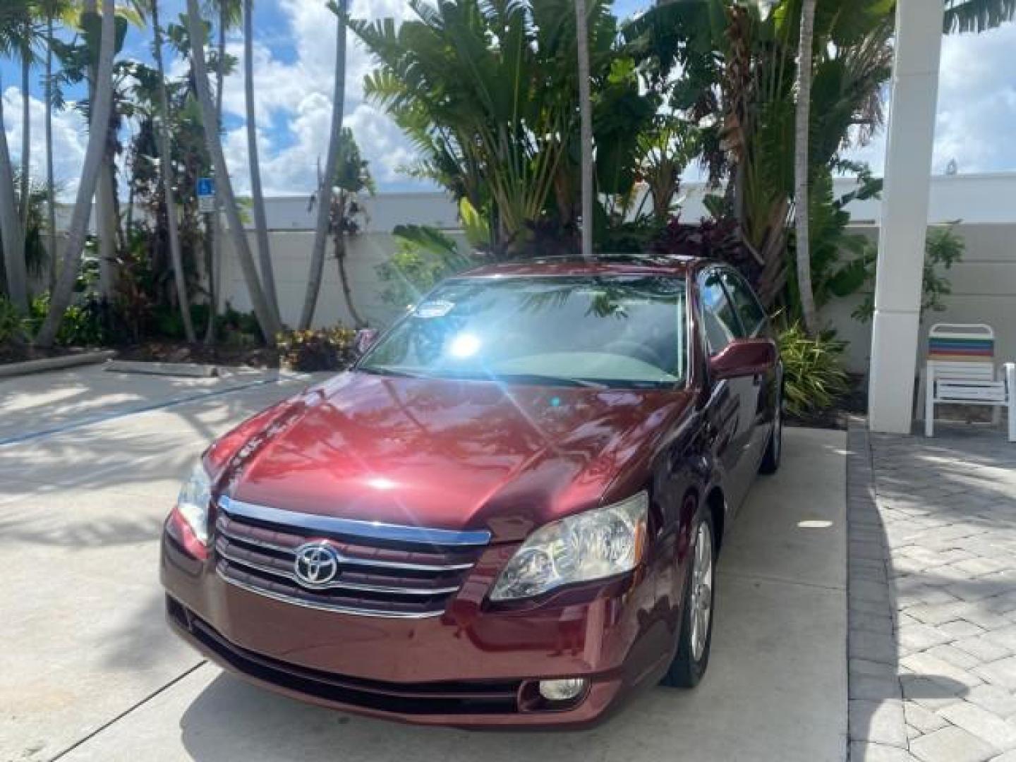 2006 Cassis Pearl /Ivory Toyota Avalon XLS LOW MILES 49,416 NAV SUNROOF (4T1BK36BX6U) with an 3.5L 24-Valve EFI DOHC V6 Engine engine, Automatic transmission, located at 4701 North Dixie Hwy, Pompano Beach, FL, 33064, (954) 422-2889, 26.240938, -80.123474 - OUR WEBPAGE FLORIDACARS1.COM HAS OVER 100 PHOTOS AND FREE CARFAX LINK 2006 TOYOTA AVALON XLS 31 MPG!! VIN: 4T1BK36BX6U147470 4 T 1 B K 3 6 B X 6 U 1 4 7 4 7 0 SEDAN 4 DR 3.5L V6 F DOHC 24V GASOLINE FRONT WHEEL DRIVE Features A/C Seat(s) ABS Brakes Air Conditioning Alloy Wheels AM/FM Stereo Automated - Photo#3