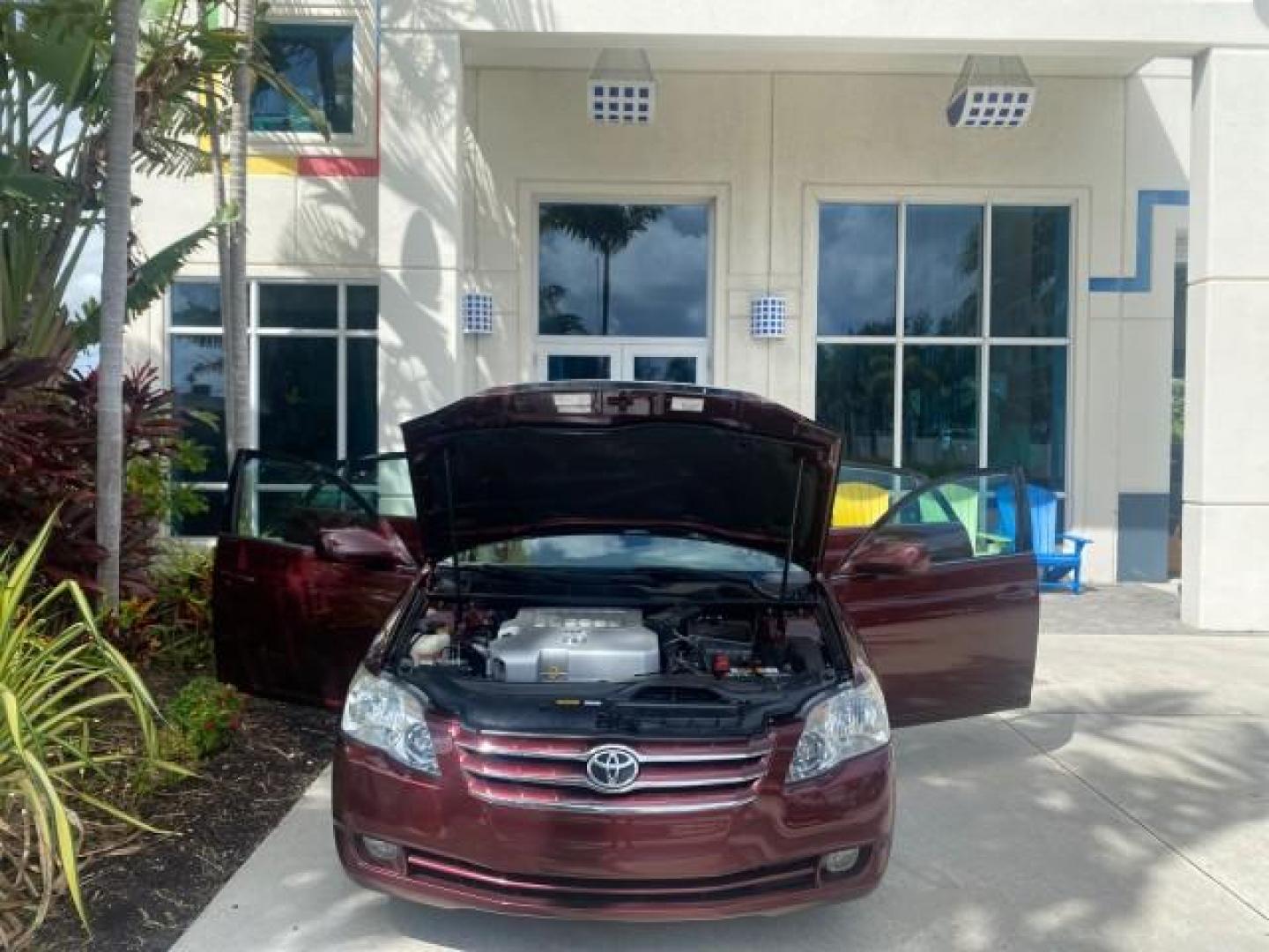 2006 Cassis Pearl /Ivory Toyota Avalon XLS LOW MILES 49,416 NAV SUNROOF (4T1BK36BX6U) with an 3.5L 24-Valve EFI DOHC V6 Engine engine, Automatic transmission, located at 4701 North Dixie Hwy, Pompano Beach, FL, 33064, (954) 422-2889, 26.240938, -80.123474 - OUR WEBPAGE FLORIDACARS1.COM HAS OVER 100 PHOTOS AND FREE CARFAX LINK 2006 TOYOTA AVALON XLS 31 MPG!! VIN: 4T1BK36BX6U147470 4 T 1 B K 3 6 B X 6 U 1 4 7 4 7 0 SEDAN 4 DR 3.5L V6 F DOHC 24V GASOLINE FRONT WHEEL DRIVE Features A/C Seat(s) ABS Brakes Air Conditioning Alloy Wheels AM/FM Stereo Automated - Photo#16