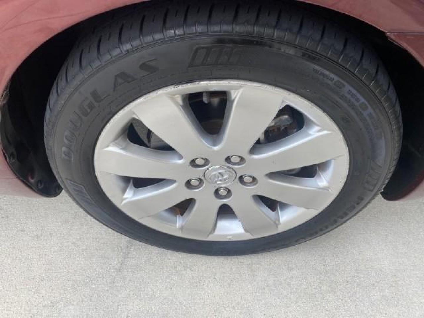 2006 Cassis Pearl /Ivory Toyota Avalon XLS LOW MILES 49,416 NAV SUNROOF (4T1BK36BX6U) with an 3.5L 24-Valve EFI DOHC V6 Engine engine, Automatic transmission, located at 4701 North Dixie Hwy, Pompano Beach, FL, 33064, (954) 422-2889, 26.240938, -80.123474 - OUR WEBPAGE FLORIDACARS1.COM HAS OVER 100 PHOTOS AND FREE CARFAX LINK 2006 TOYOTA AVALON XLS 31 MPG!! VIN: 4T1BK36BX6U147470 4 T 1 B K 3 6 B X 6 U 1 4 7 4 7 0 SEDAN 4 DR 3.5L V6 F DOHC 24V GASOLINE FRONT WHEEL DRIVE Features A/C Seat(s) ABS Brakes Air Conditioning Alloy Wheels AM/FM Stereo Automated - Photo#89