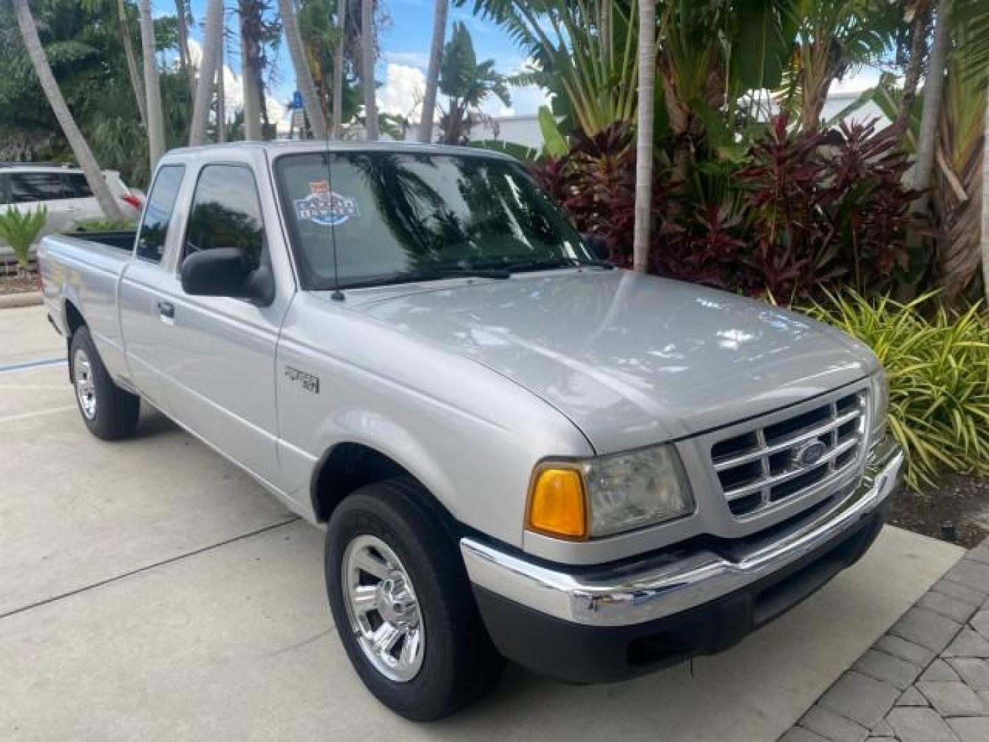 2002 Silver Frost Metallic /Dark Graphite Ford Ranger XLT 1 OWNER FLORIDA (1FTYR14U62P) with an 3.0L SEFI V6 Engine engine, Automatic transmission, located at 4701 North Dixie Hwy, Pompano Beach, FL, 33064, (954) 422-2889, 26.240938, -80.123474 - OUR WEBPAGE FLORIDACARS1.COM HAS OVER 100 PHOTOS AND FREE CARFAX LINK 2002 FORD RANGER EDGE VIN: 1FTYR14U62PA85366 1 F T Y R 1 4 U 6 2 P A 8 5 3 6 6 CLUB CAB PICKUP 3.0L V6 F OHV GASOLINE REAR WHEEL DRIVE Top Features Bed Liner Cloth Seats Tow Hitch Basic Features ABS Brakes Automatic Transmission C - Photo#24