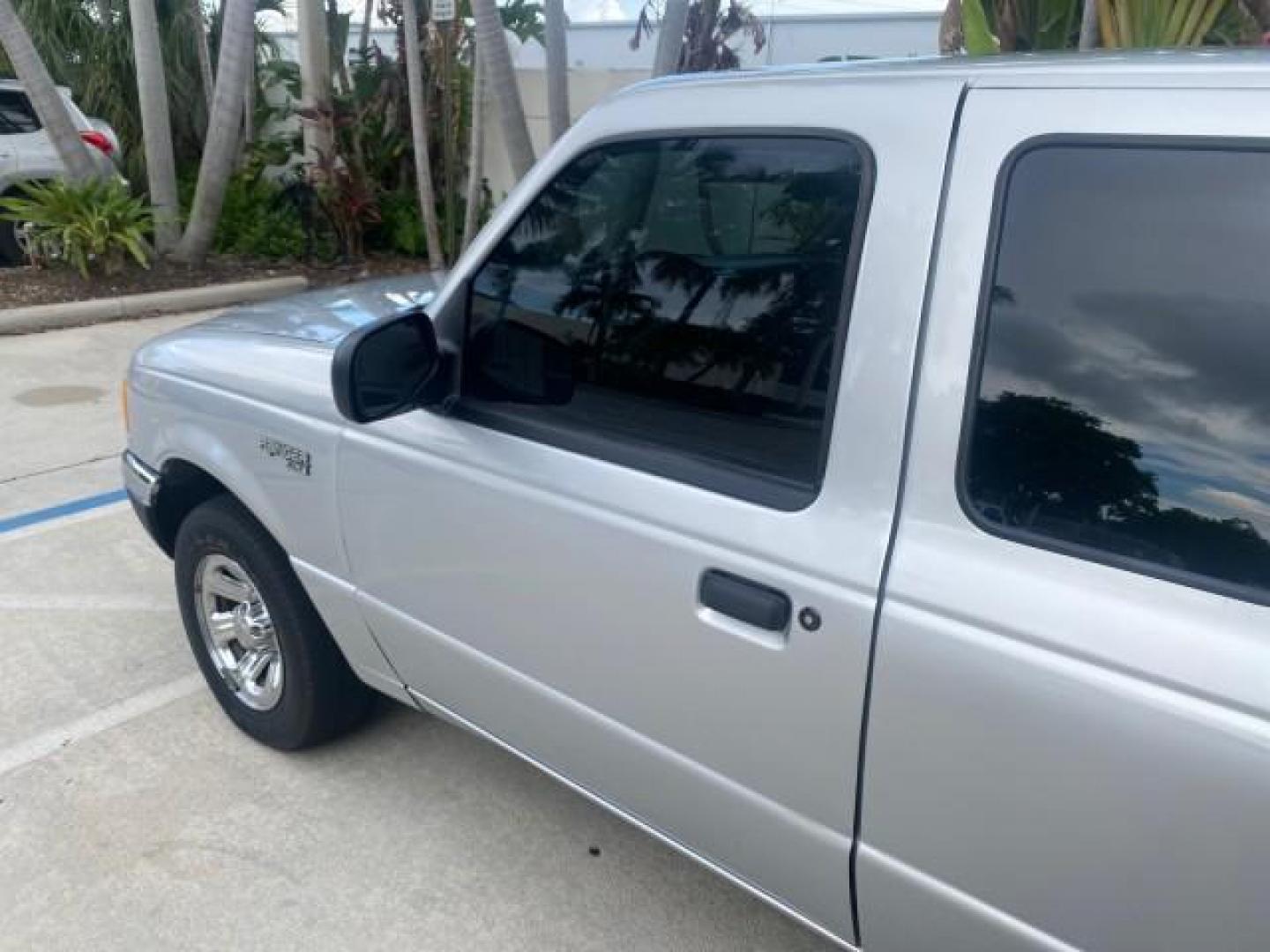 2002 Silver Frost Metallic /Dark Graphite Ford Ranger XLT 1 OWNER FLORIDA (1FTYR14U62P) with an 3.0L SEFI V6 Engine engine, Automatic transmission, located at 4701 North Dixie Hwy, Pompano Beach, FL, 33064, (954) 422-2889, 26.240938, -80.123474 - OUR WEBPAGE FLORIDACARS1.COM HAS OVER 100 PHOTOS AND FREE CARFAX LINK 2002 FORD RANGER EDGE VIN: 1FTYR14U62PA85366 1 F T Y R 1 4 U 6 2 P A 8 5 3 6 6 CLUB CAB PICKUP 3.0L V6 F OHV GASOLINE REAR WHEEL DRIVE Top Features Bed Liner Cloth Seats Tow Hitch Basic Features ABS Brakes Automatic Transmission C - Photo#27