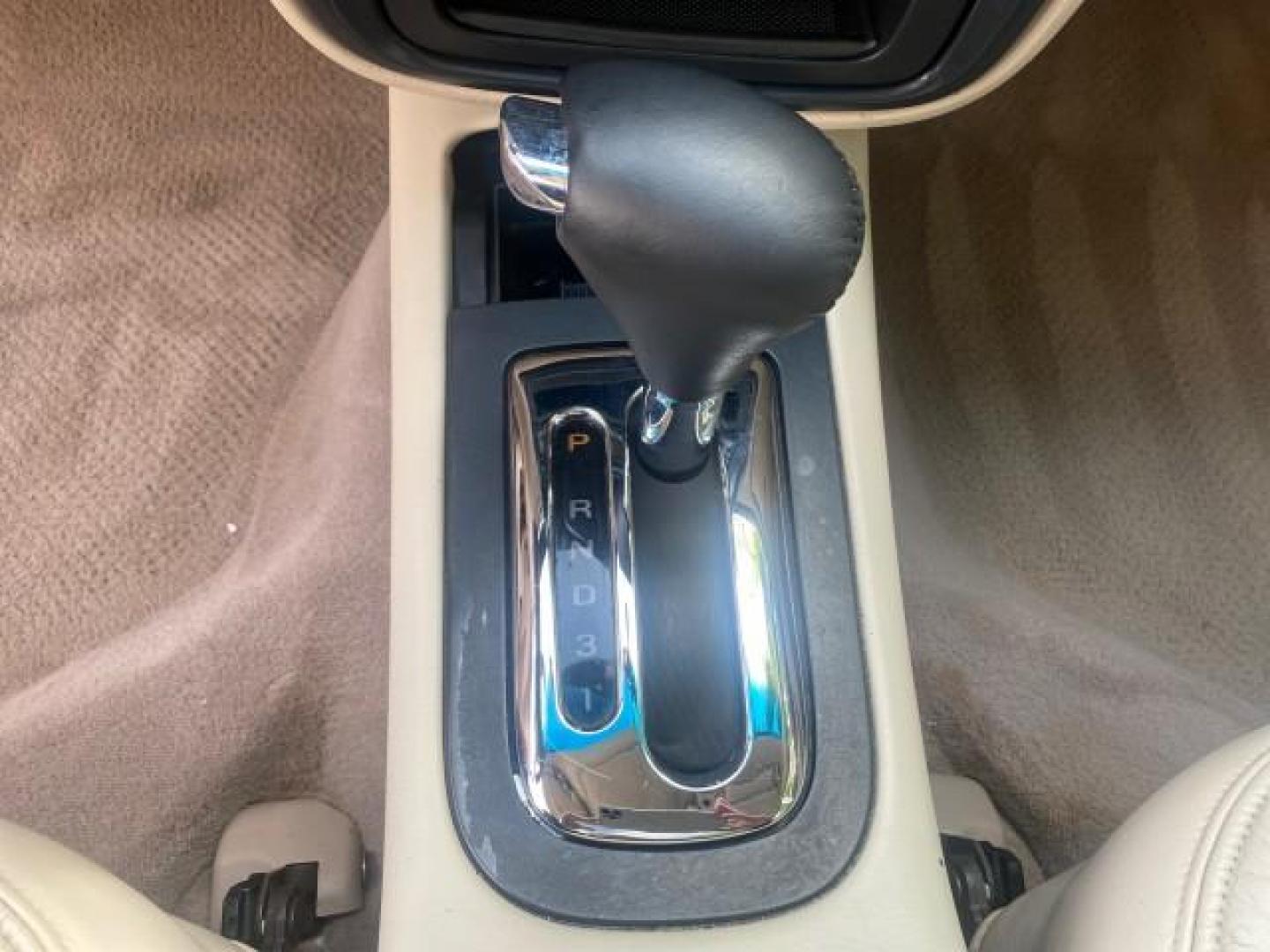 2002 Lt Parchment Gold Metallic /Light Graphite Lincoln Continental LOW MILES 60,071 1 OWNER FLORIDA (1LNHM97V12Y) with an 4.6L DOHC 32-Valve V8 Intech Engine engine, Automatic transmission, located at 4701 North Dixie Hwy, Pompano Beach, FL, 33064, (954) 422-2889, 26.240938, -80.123474 - OUR WEBPAGE FLORIDACARS1.COM HAS OVER 100 PHOTOS AND FREE CARFAX LINK 2002 LINCOLN CONTINENTAL VIN: 1LNHM97V12Y600863 1 L N H M 9 7 V 1 2 Y 6 0 0 8 6 3 SEDAN 4 DR 4.6L V8 F DOHC 32V GASOLINE FRONT WHEEL DRIVE Features ABS Brakes Air Conditioning Alloy Wheels AM/FM Stereo Automatic Transmission Casse - Photo#49
