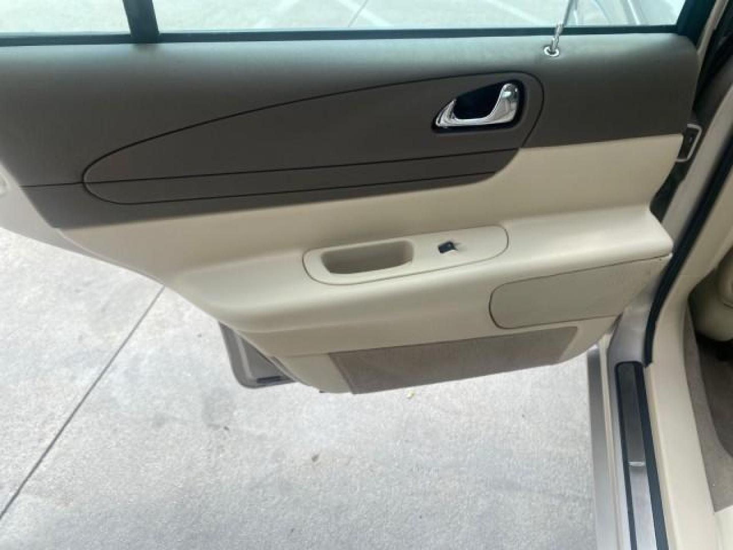 2002 Lt Parchment Gold Metallic /Light Graphite Lincoln Continental LOW MILES 60,071 1 OWNER FLORIDA (1LNHM97V12Y) with an 4.6L DOHC 32-Valve V8 Intech Engine engine, Automatic transmission, located at 4701 North Dixie Hwy, Pompano Beach, FL, 33064, (954) 422-2889, 26.240938, -80.123474 - OUR WEBPAGE FLORIDACARS1.COM HAS OVER 100 PHOTOS AND FREE CARFAX LINK 2002 LINCOLN CONTINENTAL VIN: 1LNHM97V12Y600863 1 L N H M 9 7 V 1 2 Y 6 0 0 8 6 3 SEDAN 4 DR 4.6L V8 F DOHC 32V GASOLINE FRONT WHEEL DRIVE Features ABS Brakes Air Conditioning Alloy Wheels AM/FM Stereo Automatic Transmission Casse - Photo#62