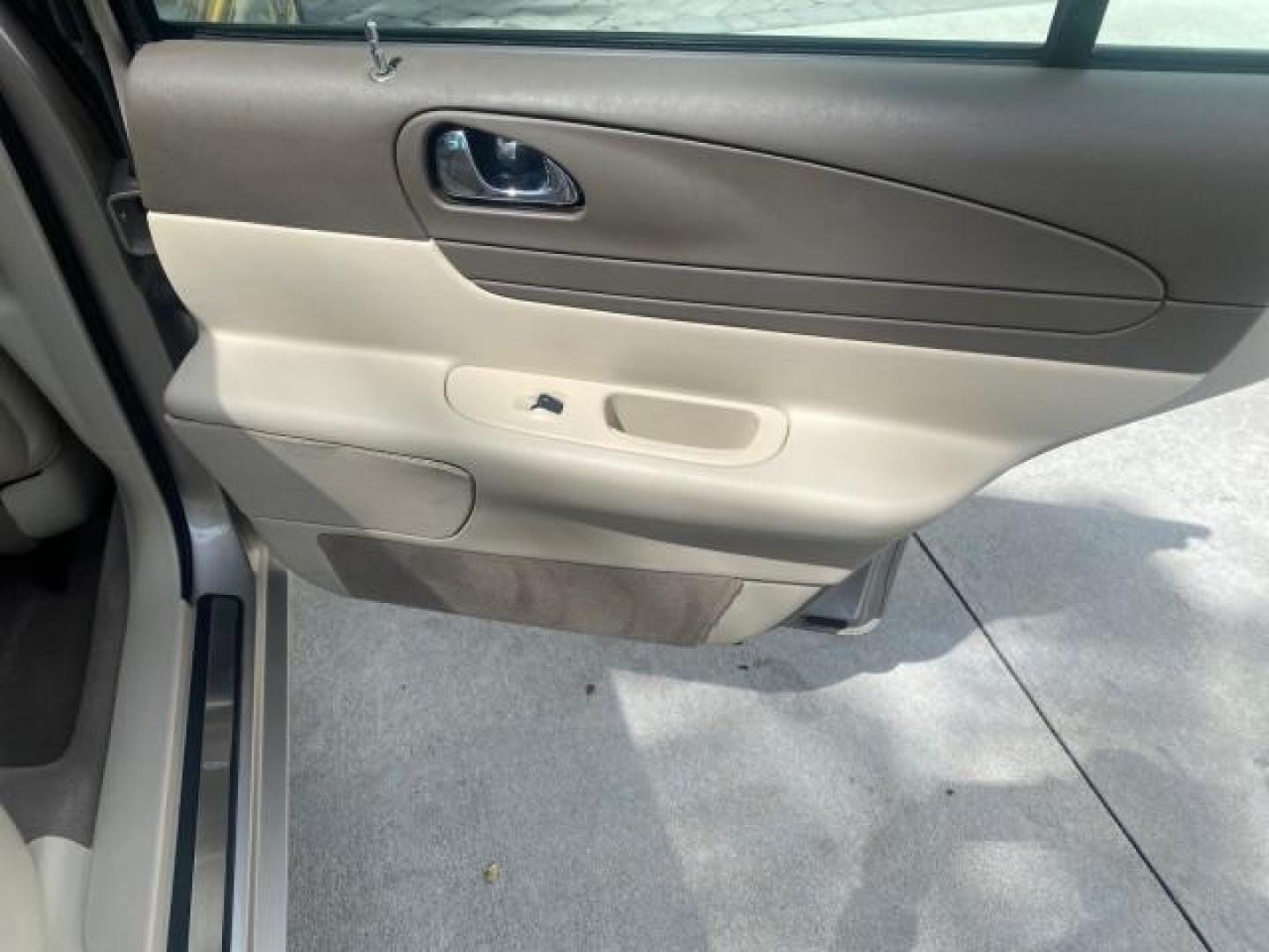 2002 Lt Parchment Gold Metallic /Light Graphite Lincoln Continental LOW MILES 60,071 1 OWNER FLORIDA (1LNHM97V12Y) with an 4.6L DOHC 32-Valve V8 Intech Engine engine, Automatic transmission, located at 4701 North Dixie Hwy, Pompano Beach, FL, 33064, (954) 422-2889, 26.240938, -80.123474 - OUR WEBPAGE FLORIDACARS1.COM HAS OVER 100 PHOTOS AND FREE CARFAX LINK 2002 LINCOLN CONTINENTAL VIN: 1LNHM97V12Y600863 1 L N H M 9 7 V 1 2 Y 6 0 0 8 6 3 SEDAN 4 DR 4.6L V8 F DOHC 32V GASOLINE FRONT WHEEL DRIVE Features ABS Brakes Air Conditioning Alloy Wheels AM/FM Stereo Automatic Transmission Casse - Photo#99