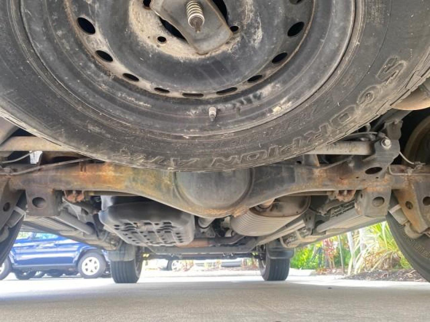 2007 Phantom Gray Pearl /Light Charcoal Toyota Sequoia SR5 LEATHER LIKE NEW (5TDZT34A47S) with an 4.7L DOHC EFI 32-Valve V8 i-Force VVT-i Engine engine, Automatic transmission, located at 4701 North Dixie Hwy, Pompano Beach, FL, 33064, (954) 422-2889, 26.240938, -80.123474 - OUR WEBPAGE FLORIDACARS1.COM HAS OVER 100 PHOTOS AND FREE CARFAX LINK 2007 TOYOTA SEQUOIA SR5 VIN: 5TDZT34A47S287188 5 T D Z T 3 4 A 4 7 S 2 8 7 1 8 8 4 DOOR WAGON/SPORT UTILITY 4.7L V8 F DOHC 32V GASOLINE REAR WHEEL DRIVE Features ABS Brakes Air Conditioning AM/FM Stereo Automatic Transmission Cass - Photo#22