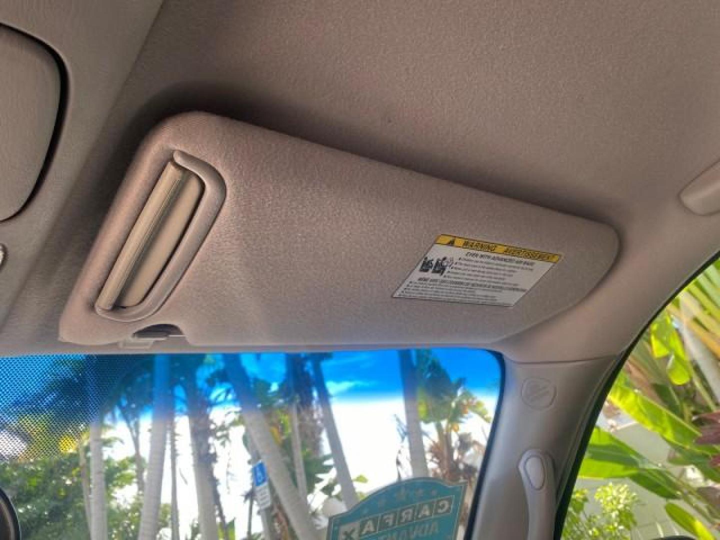 2007 Phantom Gray Pearl /Light Charcoal Toyota Sequoia SR5 LEATHER LIKE NEW (5TDZT34A47S) with an 4.7L DOHC EFI 32-Valve V8 i-Force VVT-i Engine engine, Automatic transmission, located at 4701 North Dixie Hwy, Pompano Beach, FL, 33064, (954) 422-2889, 26.240938, -80.123474 - OUR WEBPAGE FLORIDACARS1.COM HAS OVER 100 PHOTOS AND FREE CARFAX LINK 2007 TOYOTA SEQUOIA SR5 VIN: 5TDZT34A47S287188 5 T D Z T 3 4 A 4 7 S 2 8 7 1 8 8 4 DOOR WAGON/SPORT UTILITY 4.7L V8 F DOHC 32V GASOLINE REAR WHEEL DRIVE Features ABS Brakes Air Conditioning AM/FM Stereo Automatic Transmission Cass - Photo#68