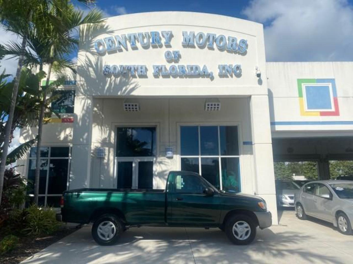 2003 Imperial Jade Mica /Oak Toyota Tundra LOW MILES 65,744 1 OWNER FL (5TBJN32173S) with an 3.4L DOHC EFI 24-Valve V6 Engine engine, Automatic transmission, located at 4701 North Dixie Hwy, Pompano Beach, FL, 33064, (954) 422-2889, 26.240938, -80.123474 - OUR WEBPAGE FLORIDACARS1.COM HAS OVER 100 PHOTOS AND FREE CARFAX LINK 2003 TOYOTA TUNDRA VIN: 5TBJN32173S387816 5 T B J N 3 2 1 7 3 S 3 8 7 8 1 6 PICKUP 3.4L V6 F DOHC 24V GASOLINE REAR WHEEL DRIVE Features ABS Brakes Air Conditioning AM/FM Stereo Automatic Transmission Bed Liner CD Audio Cloth Seat - Photo#0