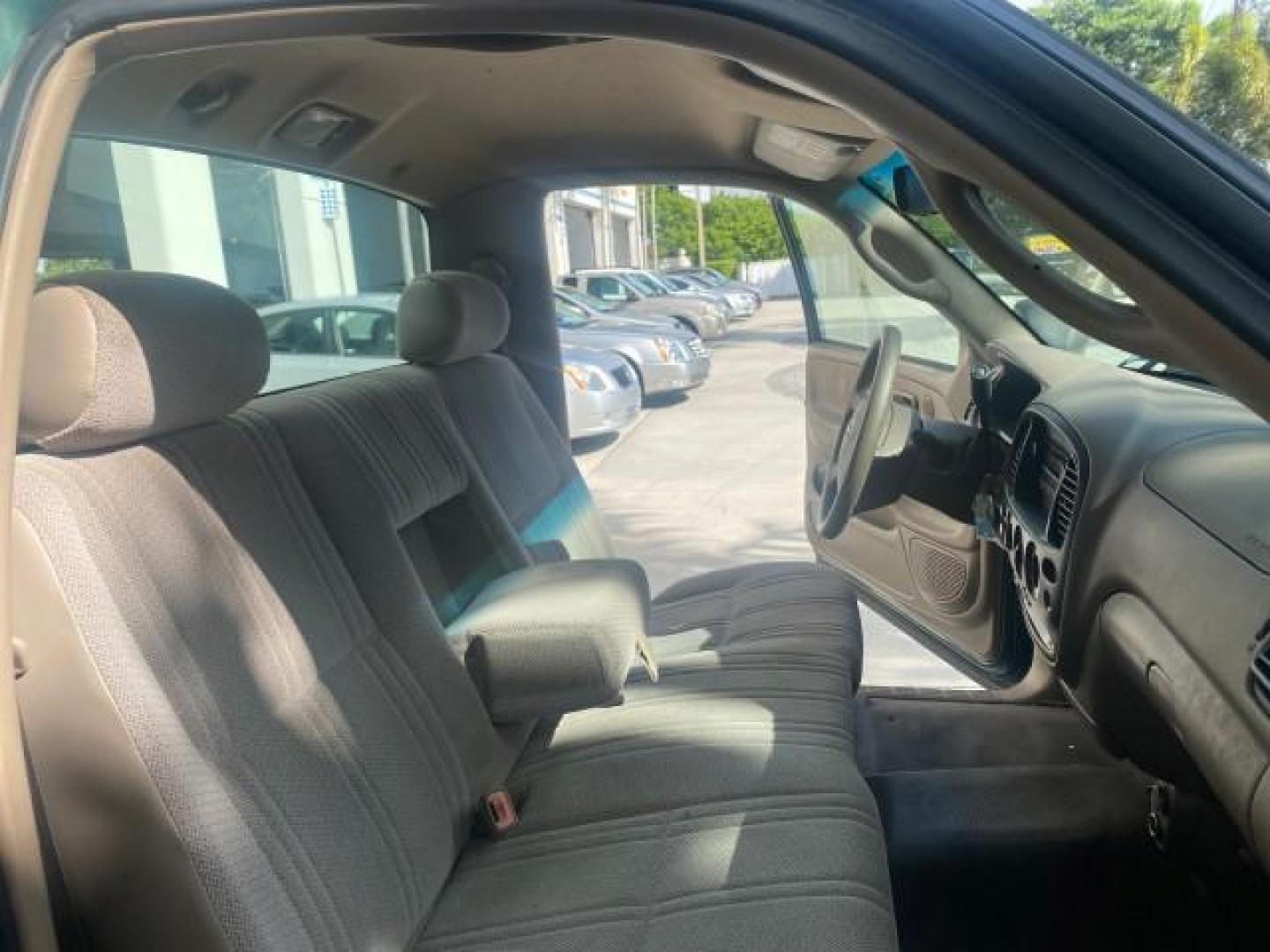 2003 Imperial Jade Mica /Oak Toyota Tundra LOW MILES 65,744 1 OWNER FL (5TBJN32173S) with an 3.4L DOHC EFI 24-Valve V6 Engine engine, Automatic transmission, located at 4701 North Dixie Hwy, Pompano Beach, FL, 33064, (954) 422-2889, 26.240938, -80.123474 - OUR WEBPAGE FLORIDACARS1.COM HAS OVER 100 PHOTOS AND FREE CARFAX LINK 2003 TOYOTA TUNDRA VIN: 5TBJN32173S387816 5 T B J N 3 2 1 7 3 S 3 8 7 8 1 6 PICKUP 3.4L V6 F DOHC 24V GASOLINE REAR WHEEL DRIVE Features ABS Brakes Air Conditioning AM/FM Stereo Automatic Transmission Bed Liner CD Audio Cloth Seat - Photo#12