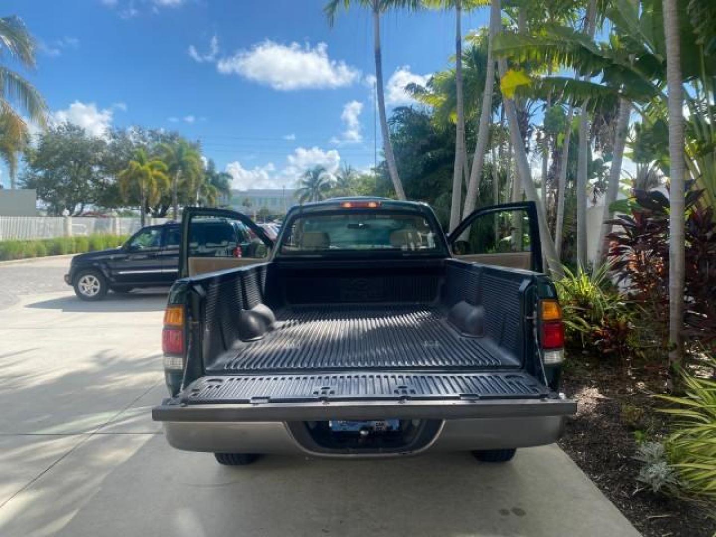 2003 Imperial Jade Mica /Oak Toyota Tundra LOW MILES 65,744 1 OWNER FL (5TBJN32173S) with an 3.4L DOHC EFI 24-Valve V6 Engine engine, Automatic transmission, located at 4701 North Dixie Hwy, Pompano Beach, FL, 33064, (954) 422-2889, 26.240938, -80.123474 - OUR WEBPAGE FLORIDACARS1.COM HAS OVER 100 PHOTOS AND FREE CARFAX LINK 2003 TOYOTA TUNDRA VIN: 5TBJN32173S387816 5 T B J N 3 2 1 7 3 S 3 8 7 8 1 6 PICKUP 3.4L V6 F DOHC 24V GASOLINE REAR WHEEL DRIVE Features ABS Brakes Air Conditioning AM/FM Stereo Automatic Transmission Bed Liner CD Audio Cloth Seat - Photo#15