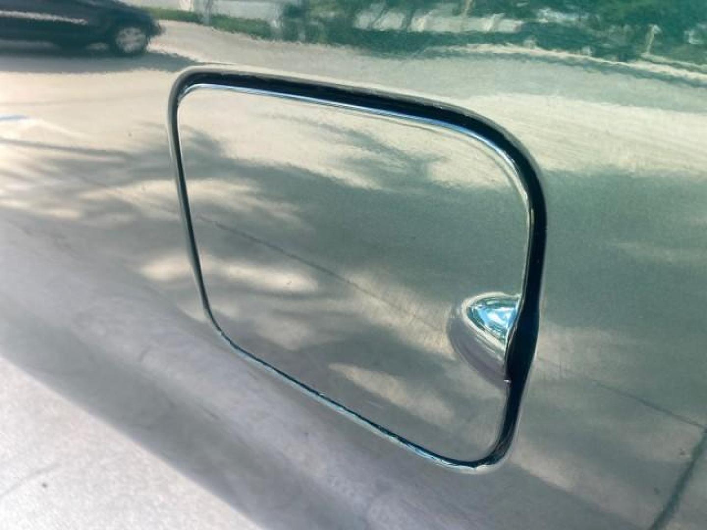 2003 Imperial Jade Mica /Oak Toyota Tundra LOW MILES 65,744 1 OWNER FL (5TBJN32173S) with an 3.4L DOHC EFI 24-Valve V6 Engine engine, Automatic transmission, located at 4701 North Dixie Hwy, Pompano Beach, FL, 33064, (954) 422-2889, 26.240938, -80.123474 - OUR WEBPAGE FLORIDACARS1.COM HAS OVER 100 PHOTOS AND FREE CARFAX LINK 2003 TOYOTA TUNDRA VIN: 5TBJN32173S387816 5 T B J N 3 2 1 7 3 S 3 8 7 8 1 6 PICKUP 3.4L V6 F DOHC 24V GASOLINE REAR WHEEL DRIVE Features ABS Brakes Air Conditioning AM/FM Stereo Automatic Transmission Bed Liner CD Audio Cloth Seat - Photo#66