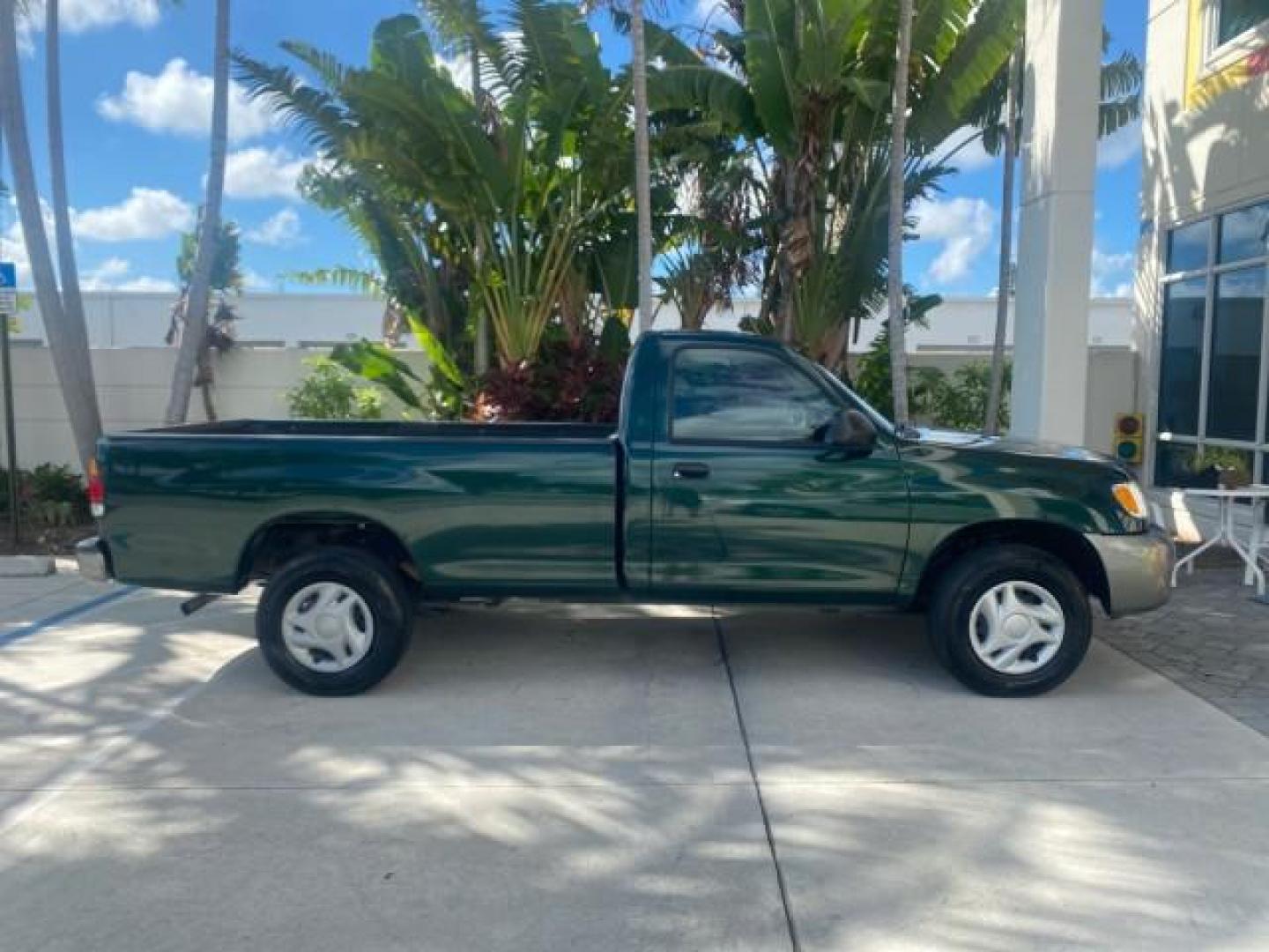 2003 Imperial Jade Mica /Oak Toyota Tundra LOW MILES 65,744 1 OWNER FL (5TBJN32173S) with an 3.4L DOHC EFI 24-Valve V6 Engine engine, Automatic transmission, located at 4701 North Dixie Hwy, Pompano Beach, FL, 33064, (954) 422-2889, 26.240938, -80.123474 - OUR WEBPAGE FLORIDACARS1.COM HAS OVER 100 PHOTOS AND FREE CARFAX LINK 2003 TOYOTA TUNDRA VIN: 5TBJN32173S387816 5 T B J N 3 2 1 7 3 S 3 8 7 8 1 6 PICKUP 3.4L V6 F DOHC 24V GASOLINE REAR WHEEL DRIVE Features ABS Brakes Air Conditioning AM/FM Stereo Automatic Transmission Bed Liner CD Audio Cloth Seat - Photo#92