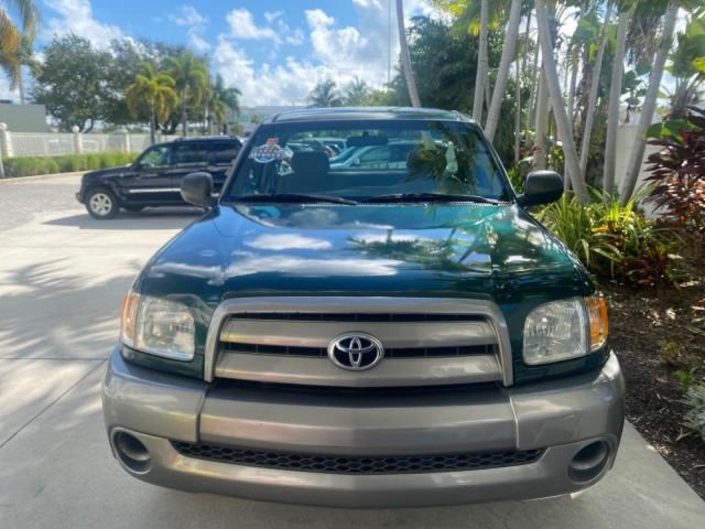 2003 Imperial Jade Mica /Oak Toyota Tundra LOW MILES 65,744 1 OWNER FL (5TBJN32173S) with an 3.4L DOHC EFI 24-Valve V6 Engine engine, Automatic transmission, located at 4701 North Dixie Hwy, Pompano Beach, FL, 33064, (954) 422-2889, 26.240938, -80.123474 - OUR WEBPAGE FLORIDACARS1.COM HAS OVER 100 PHOTOS AND FREE CARFAX LINK 2003 TOYOTA TUNDRA VIN: 5TBJN32173S387816 5 T B J N 3 2 1 7 3 S 3 8 7 8 1 6 PICKUP 3.4L V6 F DOHC 24V GASOLINE REAR WHEEL DRIVE Features ABS Brakes Air Conditioning AM/FM Stereo Automatic Transmission Bed Liner CD Audio Cloth Seat - Photo#96