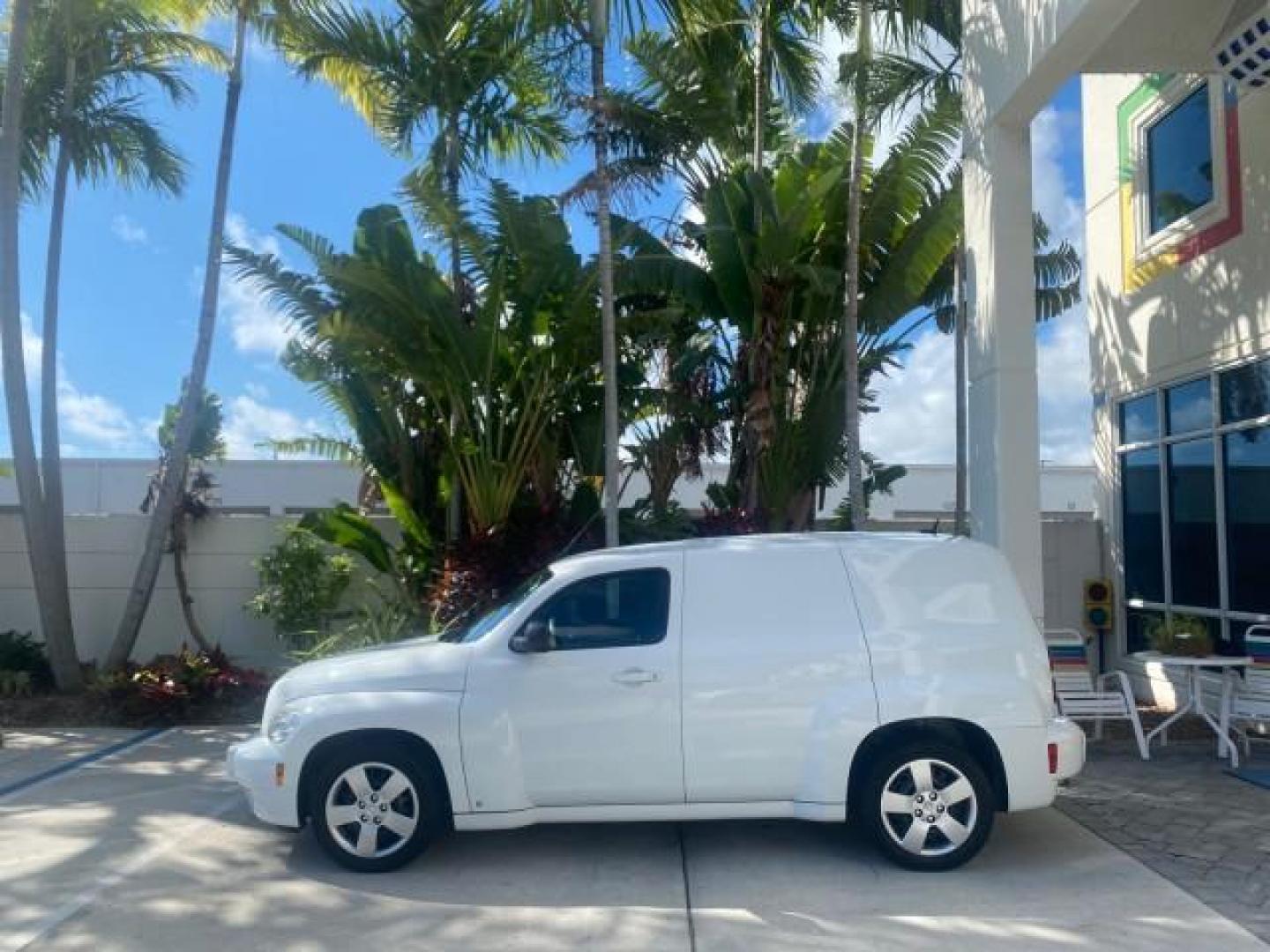2008 Summit White /Ebony Chevrolet HHR Panel LS LOW MILES 48,623 1 OWNER (3GCCA85D78S) with an Ecotec 2.2L DOHC 16-Valve 4-Cyl SFI Engine engine, Automatic transmission, located at 4701 North Dixie Hwy, Pompano Beach, FL, 33064, (954) 422-2889, 26.240938, -80.123474 - OUR WEBPAGE FLORIDACARS1.COM HAS OVER 100 PHOTOS AND FREE CARFAX LINK 2008 CHEVROLET HHR PANEL LS VIN: 3GCCA85D78S656513 3 G C C A 8 5 D 7 8 S 6 5 6 5 1 3 UTILITY (BLAZER, JIMMY, SCOUT, ETC.) 2.2L I4 F DOHC GASOLINE 30 MPG FRONT WHEEL DRIVE Features Air Conditioning AM/FM Stereo Automatic Transmissi - Photo#4