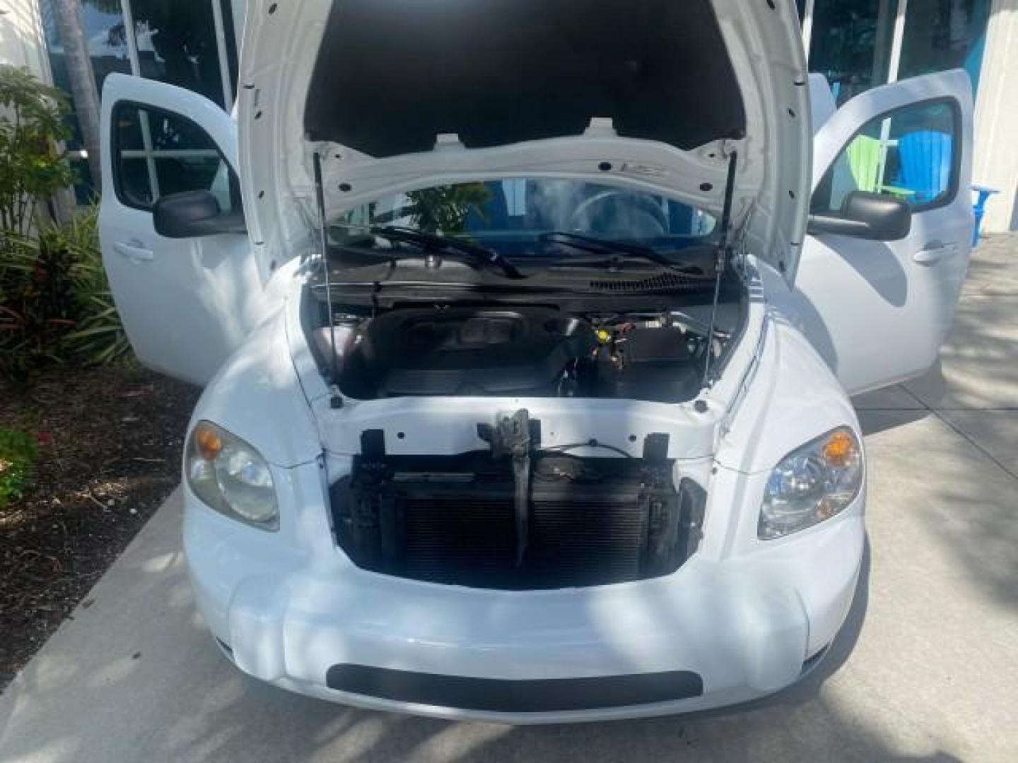 2008 Summit White /Ebony Chevrolet HHR Panel LS LOW MILES 48,623 1 OWNER (3GCCA85D78S) with an Ecotec 2.2L DOHC 16-Valve 4-Cyl SFI Engine engine, Automatic transmission, located at 4701 North Dixie Hwy, Pompano Beach, FL, 33064, (954) 422-2889, 26.240938, -80.123474 - OUR WEBPAGE FLORIDACARS1.COM HAS OVER 100 PHOTOS AND FREE CARFAX LINK 2008 CHEVROLET HHR PANEL LS VIN: 3GCCA85D78S656513 3 G C C A 8 5 D 7 8 S 6 5 6 5 1 3 UTILITY (BLAZER, JIMMY, SCOUT, ETC.) 2.2L I4 F DOHC GASOLINE 30 MPG FRONT WHEEL DRIVE Features Air Conditioning AM/FM Stereo Automatic Transmissi - Photo#17