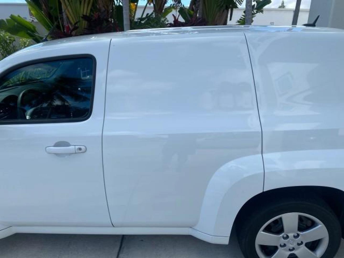 2008 Summit White /Ebony Chevrolet HHR Panel LS LOW MILES 48,623 1 OWNER (3GCCA85D78S) with an Ecotec 2.2L DOHC 16-Valve 4-Cyl SFI Engine engine, Automatic transmission, located at 4701 North Dixie Hwy, Pompano Beach, FL, 33064, (954) 422-2889, 26.240938, -80.123474 - OUR WEBPAGE FLORIDACARS1.COM HAS OVER 100 PHOTOS AND FREE CARFAX LINK 2008 CHEVROLET HHR PANEL LS VIN: 3GCCA85D78S656513 3 G C C A 8 5 D 7 8 S 6 5 6 5 1 3 UTILITY (BLAZER, JIMMY, SCOUT, ETC.) 2.2L I4 F DOHC GASOLINE 30 MPG FRONT WHEEL DRIVE Features Air Conditioning AM/FM Stereo Automatic Transmissi - Photo#58