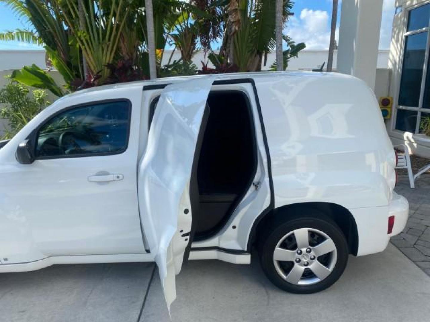 2008 Summit White /Ebony Chevrolet HHR Panel LS LOW MILES 48,623 1 OWNER (3GCCA85D78S) with an Ecotec 2.2L DOHC 16-Valve 4-Cyl SFI Engine engine, Automatic transmission, located at 4701 North Dixie Hwy, Pompano Beach, FL, 33064, (954) 422-2889, 26.240938, -80.123474 - OUR WEBPAGE FLORIDACARS1.COM HAS OVER 100 PHOTOS AND FREE CARFAX LINK 2008 CHEVROLET HHR PANEL LS VIN: 3GCCA85D78S656513 3 G C C A 8 5 D 7 8 S 6 5 6 5 1 3 UTILITY (BLAZER, JIMMY, SCOUT, ETC.) 2.2L I4 F DOHC GASOLINE 30 MPG FRONT WHEEL DRIVE Features Air Conditioning AM/FM Stereo Automatic Transmissi - Photo#59