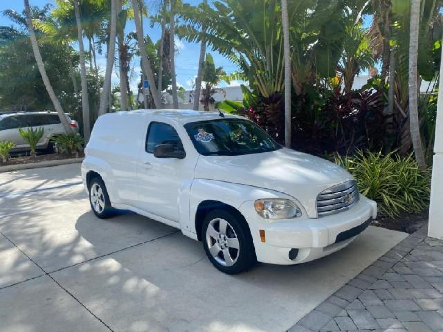 2008 Summit White /Ebony Chevrolet HHR Panel LS LOW MILES 48,623 1 OWNER (3GCCA85D78S) with an Ecotec 2.2L DOHC 16-Valve 4-Cyl SFI Engine engine, Automatic transmission, located at 4701 North Dixie Hwy, Pompano Beach, FL, 33064, (954) 422-2889, 26.240938, -80.123474 - OUR WEBPAGE FLORIDACARS1.COM HAS OVER 100 PHOTOS AND FREE CARFAX LINK 2008 CHEVROLET HHR PANEL LS VIN: 3GCCA85D78S656513 3 G C C A 8 5 D 7 8 S 6 5 6 5 1 3 UTILITY (BLAZER, JIMMY, SCOUT, ETC.) 2.2L I4 F DOHC GASOLINE 30 MPG FRONT WHEEL DRIVE Features Air Conditioning AM/FM Stereo Automatic Transmissi - Photo#91