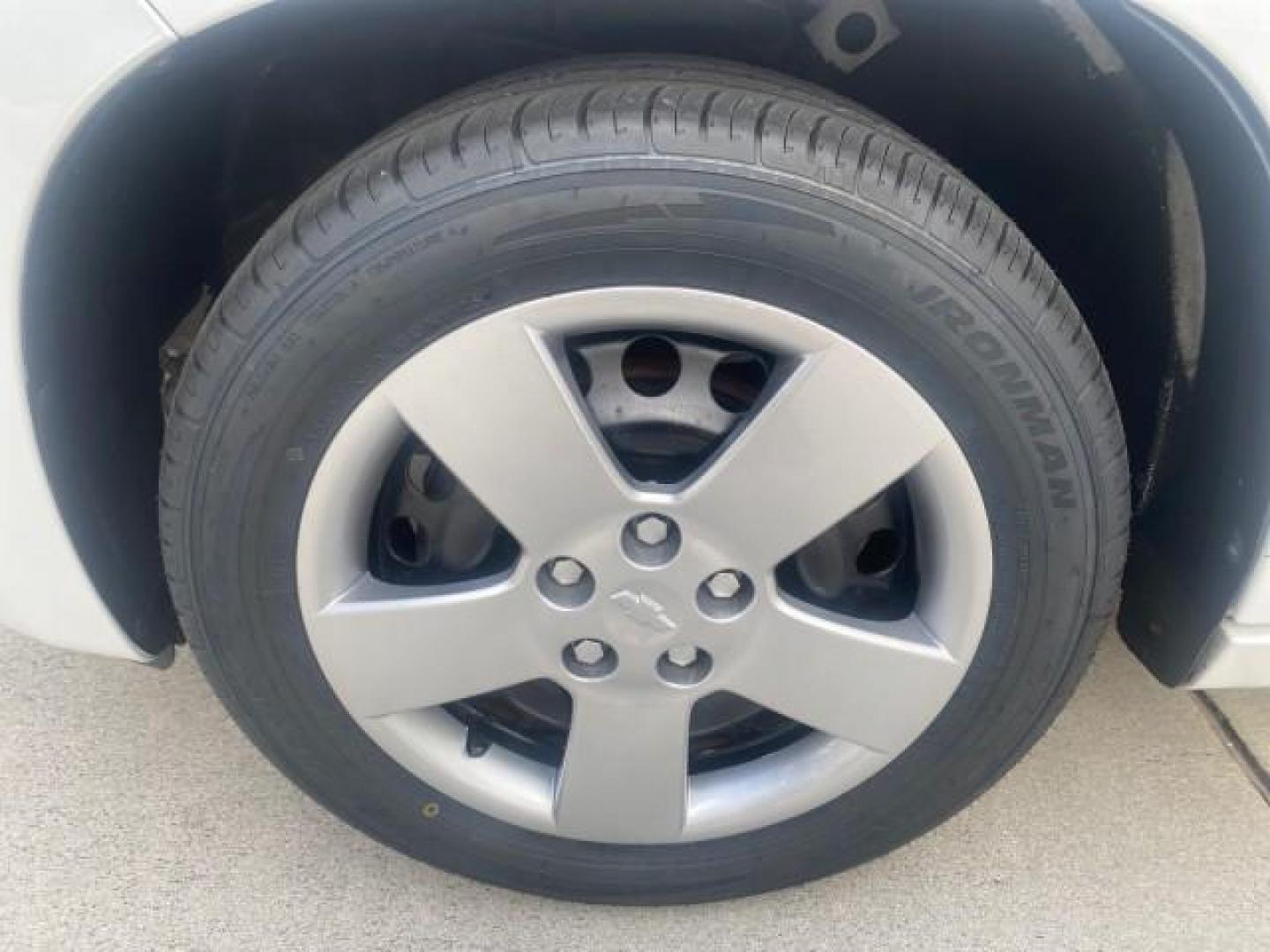 2008 Summit White /Ebony Chevrolet HHR Panel LS LOW MILES 48,628 1 OWNER (3GCCA85D78S) with an Ecotec 2.2L DOHC 16-Valve 4-Cyl SFI Engine engine, Automatic transmission, located at 4701 North Dixie Hwy, Pompano Beach, FL, 33064, (954) 422-2889, 26.240938, -80.123474 - OUR WEBPAGE FLORIDACARS1.COM HAS OVER 100 PHOTOS AND FREE CARFAX LINK 2008 CHEVROLET HHR PANEL LS WE ADDED 4 NEW TIRES TODAY VIN: 3GCCA85D78S656513 3 G C C A 8 5 D 7 8 S 6 5 6 5 1 3 UTILITY (BLAZER, JIMMY, SCOUT, ETC.) 2.2L I4 F DOHC GASOLINE 30 MPG FRONT WHEEL DRIVE Features Air Conditioning AM/FM - Photo#19