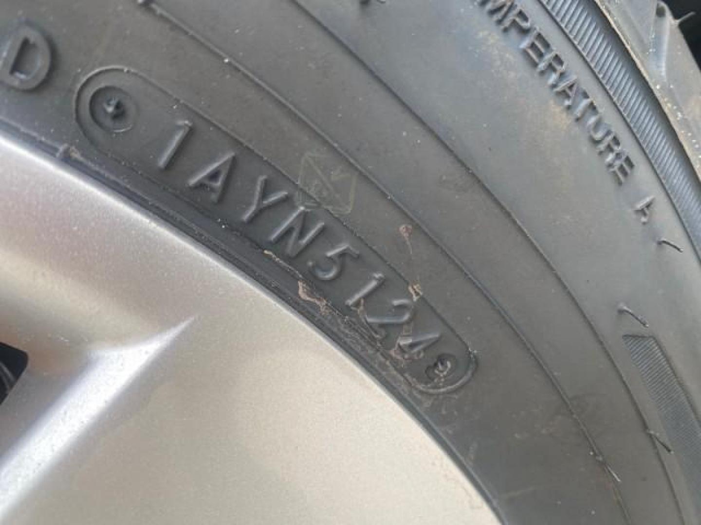 2008 Summit White /Ebony Chevrolet HHR Panel LS LOW MILES 48,628 1 OWNER (3GCCA85D78S) with an Ecotec 2.2L DOHC 16-Valve 4-Cyl SFI Engine engine, Automatic transmission, located at 4701 North Dixie Hwy, Pompano Beach, FL, 33064, (954) 422-2889, 26.240938, -80.123474 - OUR WEBPAGE FLORIDACARS1.COM HAS OVER 100 PHOTOS AND FREE CARFAX LINK 2008 CHEVROLET HHR PANEL LS WE ADDED 4 NEW TIRES TODAY VIN: 3GCCA85D78S656513 3 G C C A 8 5 D 7 8 S 6 5 6 5 1 3 UTILITY (BLAZER, JIMMY, SCOUT, ETC.) 2.2L I4 F DOHC GASOLINE 30 MPG FRONT WHEEL DRIVE Features Air Conditioning AM/FM - Photo#67