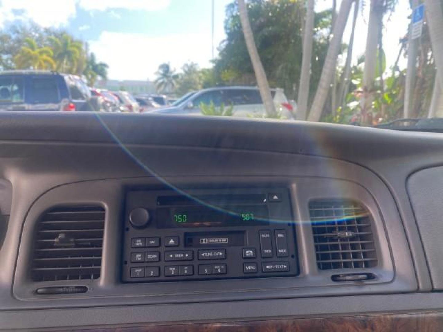 2007 Vibrant White /Med Light Stone Mercury Grand Marquis LS LOW MILES 62,205 (2MEFM75V17X) with an 4.6L SOHC FFV V8 Engine engine, Automatic transmission, located at 4701 North Dixie Hwy, Pompano Beach, FL, 33064, (954) 422-2889, 26.240938, -80.123474 - OUR WEBPAGE FLORIDACARS1.COM HAS OVER 100 PHOTOS AND FREE CARFAX LINK 2007 MERCURY GRAND MARQUIS LS VIN: 2MEFM75V17X635847 2 M E F M 7 5 V 1 7 X 6 3 5 8 4 7 SEDAN 4 DR 4.6L V8 F SOHC FLEX FUEL REAR WHEEL DRIVE Features ABS Brakes Air Conditioning Alloy Wheels AM/FM Stereo Automatic Transmission Cass - Photo#57