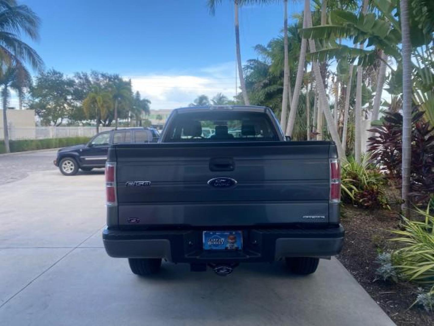 2013 Sterling Gray Metallic /Steel Gray Ford F-150 STX 4WD LOW MILES 27,133 1 OWNER (1FTMF1EF3DF) with an 5.0L V8 FFV Engine engine, Automatic transmission, located at 4701 North Dixie Hwy, Pompano Beach, FL, 33064, (954) 422-2889, 26.240938, -80.123474 - OUR WEBPAGE FLORIDACARS1.COM HAS OVER 100 PHOTOS AND FREE CARFAX LINK 2013 FORD F-150 STX VIN: 1FTMF1EF3DFC39967 1 F T M F 1 E F 3 D F C 3 9 9 6 7 PICKUP 5.0L V8 F DOHC 32V FLEX FUEL REAR WHEEL DRIVE W/ 4X4 Features 4WD/AWD ABS Brakes Air Conditioning Alloy Wheels AM/FM Stereo Automatic Transmission - Photo#6