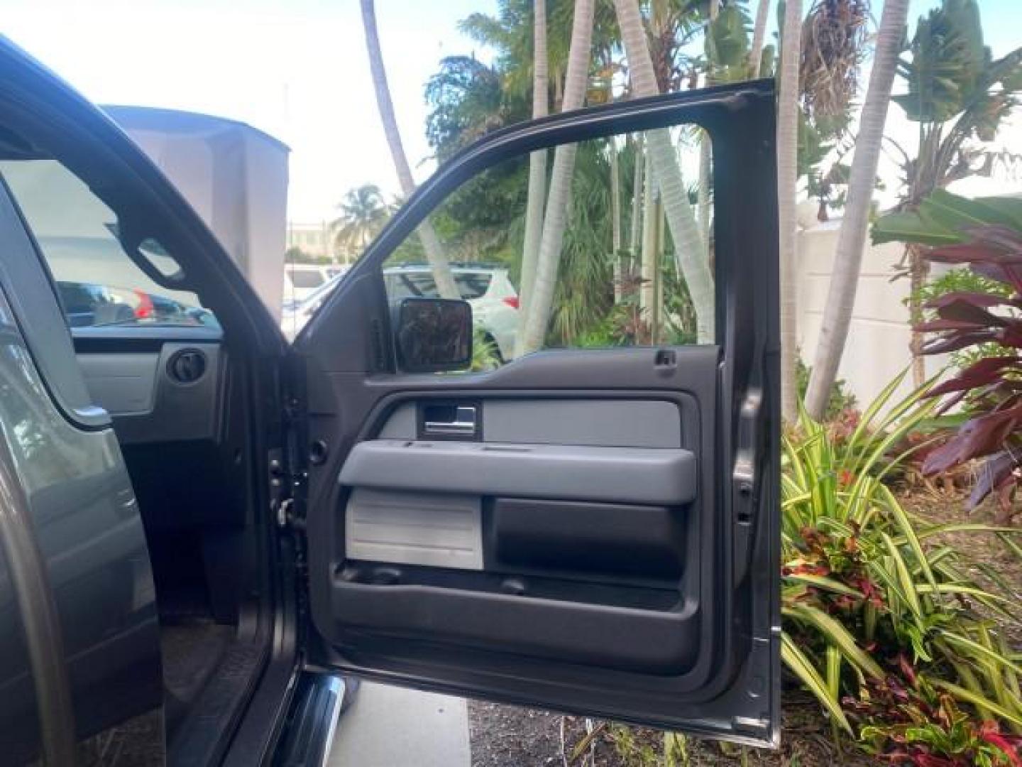 2013 Sterling Gray Metallic /Steel Gray Ford F-150 STX 4WD LOW MILES 27,133 1 OWNER (1FTMF1EF3DF) with an 5.0L V8 FFV Engine engine, Automatic transmission, located at 4701 North Dixie Hwy, Pompano Beach, FL, 33064, (954) 422-2889, 26.240938, -80.123474 - OUR WEBPAGE FLORIDACARS1.COM HAS OVER 100 PHOTOS AND FREE CARFAX LINK 2013 FORD F-150 STX VIN: 1FTMF1EF3DFC39967 1 F T M F 1 E F 3 D F C 3 9 9 6 7 PICKUP 5.0L V8 F DOHC 32V FLEX FUEL REAR WHEEL DRIVE W/ 4X4 Features 4WD/AWD ABS Brakes Air Conditioning Alloy Wheels AM/FM Stereo Automatic Transmission - Photo#11