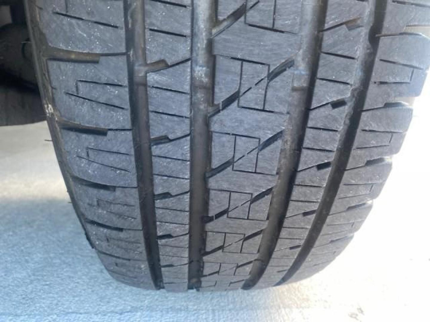 2013 Sterling Gray Metallic /Steel Gray Ford F-150 STX 4WD LOW MILES 27,133 1 OWNER (1FTMF1EF3DF) with an 5.0L V8 FFV Engine engine, Automatic transmission, located at 4701 North Dixie Hwy, Pompano Beach, FL, 33064, (954) 422-2889, 26.240938, -80.123474 - OUR WEBPAGE FLORIDACARS1.COM HAS OVER 100 PHOTOS AND FREE CARFAX LINK 2013 FORD F-150 STX VIN: 1FTMF1EF3DFC39967 1 F T M F 1 E F 3 D F C 3 9 9 6 7 PICKUP 5.0L V8 F DOHC 32V FLEX FUEL REAR WHEEL DRIVE W/ 4X4 Features 4WD/AWD ABS Brakes Air Conditioning Alloy Wheels AM/FM Stereo Automatic Transmission - Photo#20
