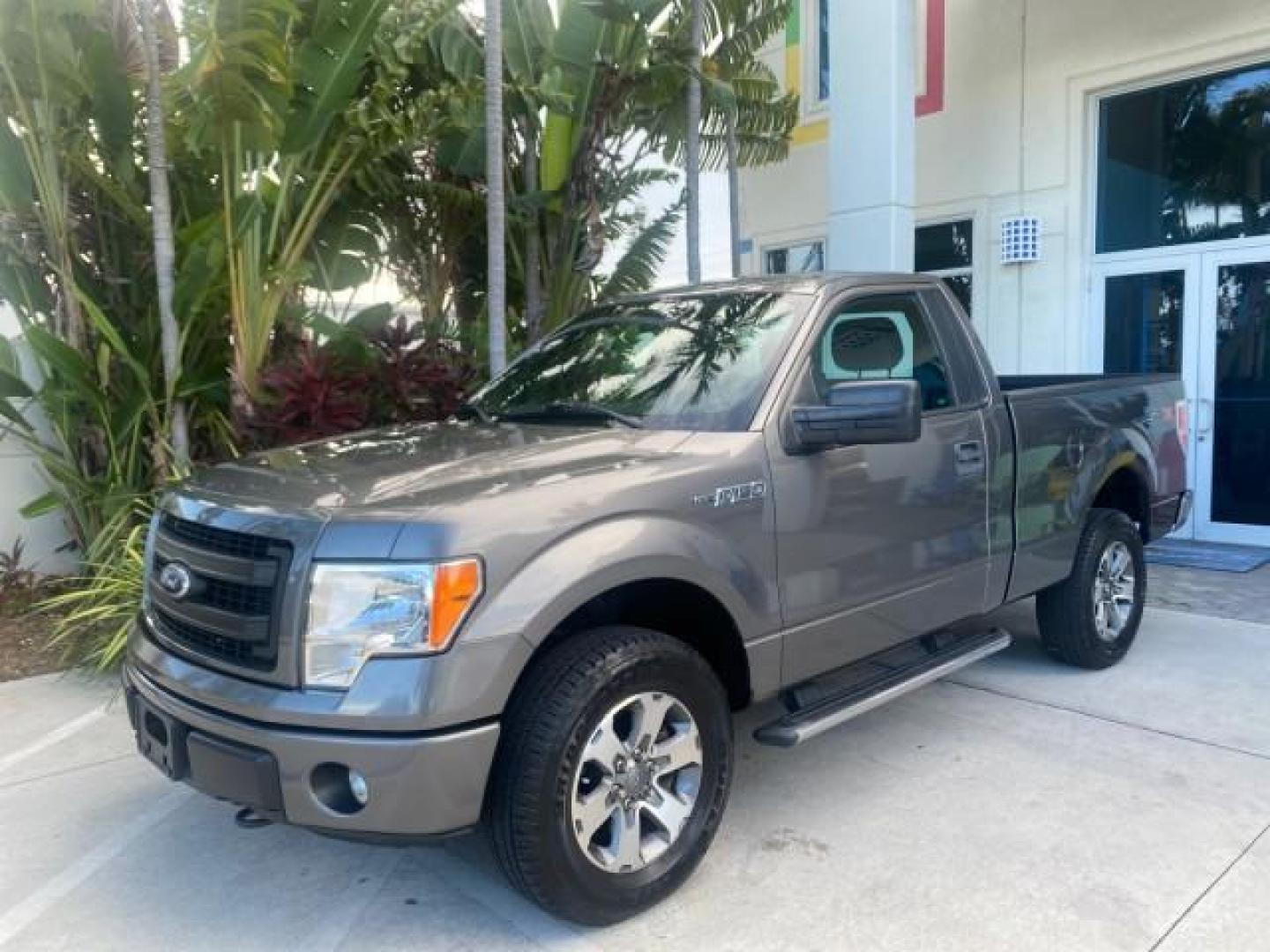 2013 Sterling Gray Metallic /Steel Gray Ford F-150 STX 4WD LOW MILES 27,133 1 OWNER (1FTMF1EF3DF) with an 5.0L V8 FFV Engine engine, Automatic transmission, located at 4701 North Dixie Hwy, Pompano Beach, FL, 33064, (954) 422-2889, 26.240938, -80.123474 - OUR WEBPAGE FLORIDACARS1.COM HAS OVER 100 PHOTOS AND FREE CARFAX LINK 2013 FORD F-150 STX VIN: 1FTMF1EF3DFC39967 1 F T M F 1 E F 3 D F C 3 9 9 6 7 PICKUP 5.0L V8 F DOHC 32V FLEX FUEL REAR WHEEL DRIVE W/ 4X4 Features 4WD/AWD ABS Brakes Air Conditioning Alloy Wheels AM/FM Stereo Automatic Transmission - Photo#30