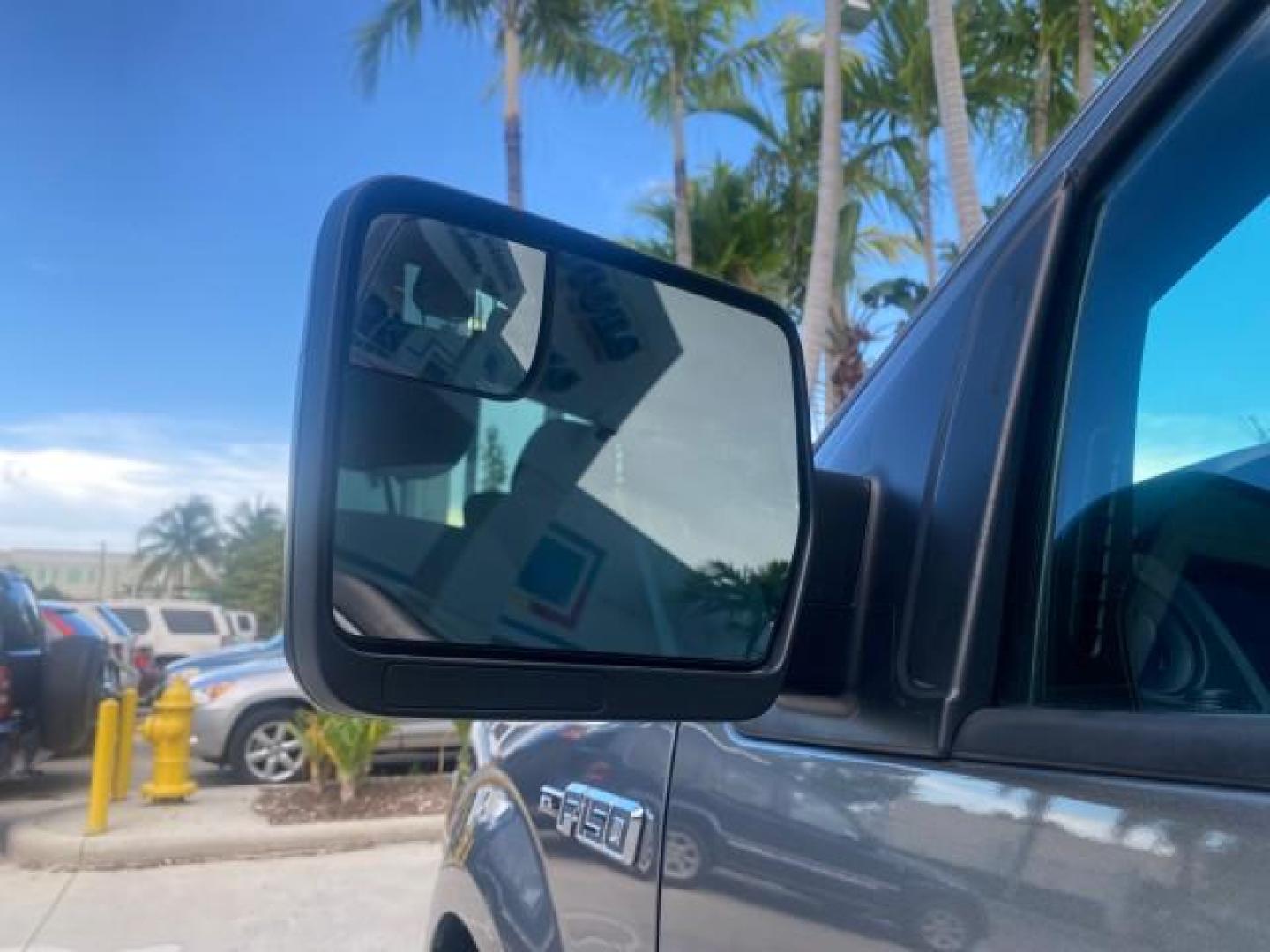 2013 Sterling Gray Metallic /Steel Gray Ford F-150 STX 4WD LOW MILES 27,133 1 OWNER (1FTMF1EF3DF) with an 5.0L V8 FFV Engine engine, Automatic transmission, located at 4701 North Dixie Hwy, Pompano Beach, FL, 33064, (954) 422-2889, 26.240938, -80.123474 - OUR WEBPAGE FLORIDACARS1.COM HAS OVER 100 PHOTOS AND FREE CARFAX LINK 2013 FORD F-150 STX VIN: 1FTMF1EF3DFC39967 1 F T M F 1 E F 3 D F C 3 9 9 6 7 PICKUP 5.0L V8 F DOHC 32V FLEX FUEL REAR WHEEL DRIVE W/ 4X4 Features 4WD/AWD ABS Brakes Air Conditioning Alloy Wheels AM/FM Stereo Automatic Transmission - Photo#39
