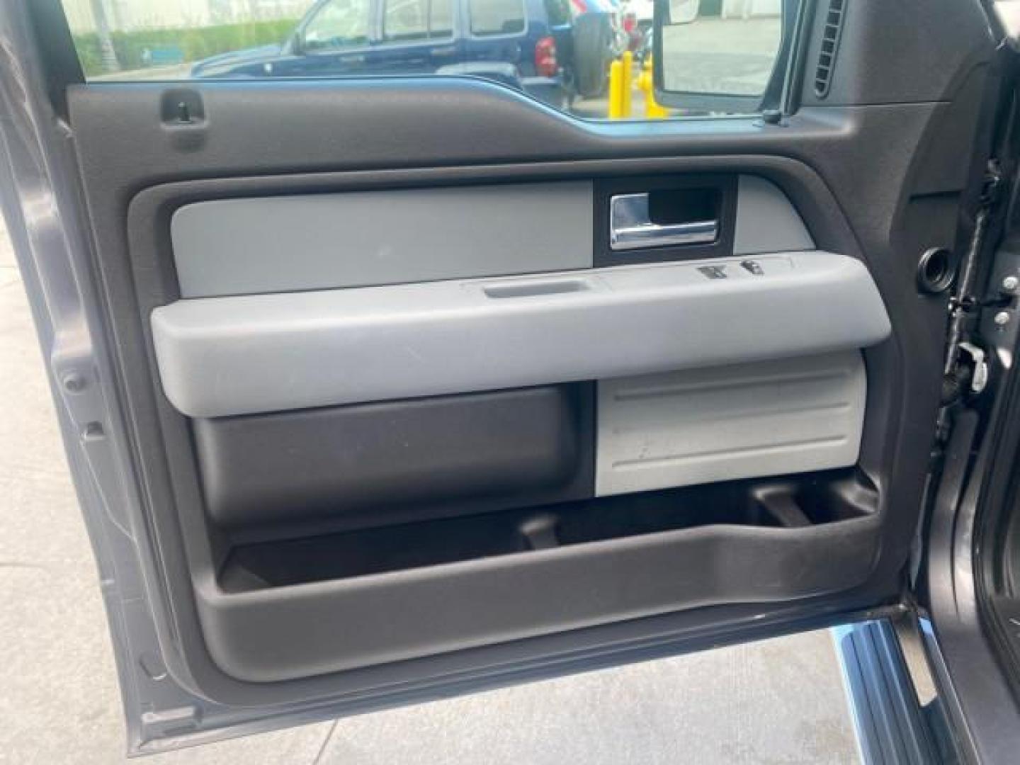 2013 Sterling Gray Metallic /Steel Gray Ford F-150 STX 4WD LOW MILES 27,133 1 OWNER (1FTMF1EF3DF) with an 5.0L V8 FFV Engine engine, Automatic transmission, located at 4701 North Dixie Hwy, Pompano Beach, FL, 33064, (954) 422-2889, 26.240938, -80.123474 - OUR WEBPAGE FLORIDACARS1.COM HAS OVER 100 PHOTOS AND FREE CARFAX LINK 2013 FORD F-150 STX VIN: 1FTMF1EF3DFC39967 1 F T M F 1 E F 3 D F C 3 9 9 6 7 PICKUP 5.0L V8 F DOHC 32V FLEX FUEL REAR WHEEL DRIVE W/ 4X4 Features 4WD/AWD ABS Brakes Air Conditioning Alloy Wheels AM/FM Stereo Automatic Transmission - Photo#43