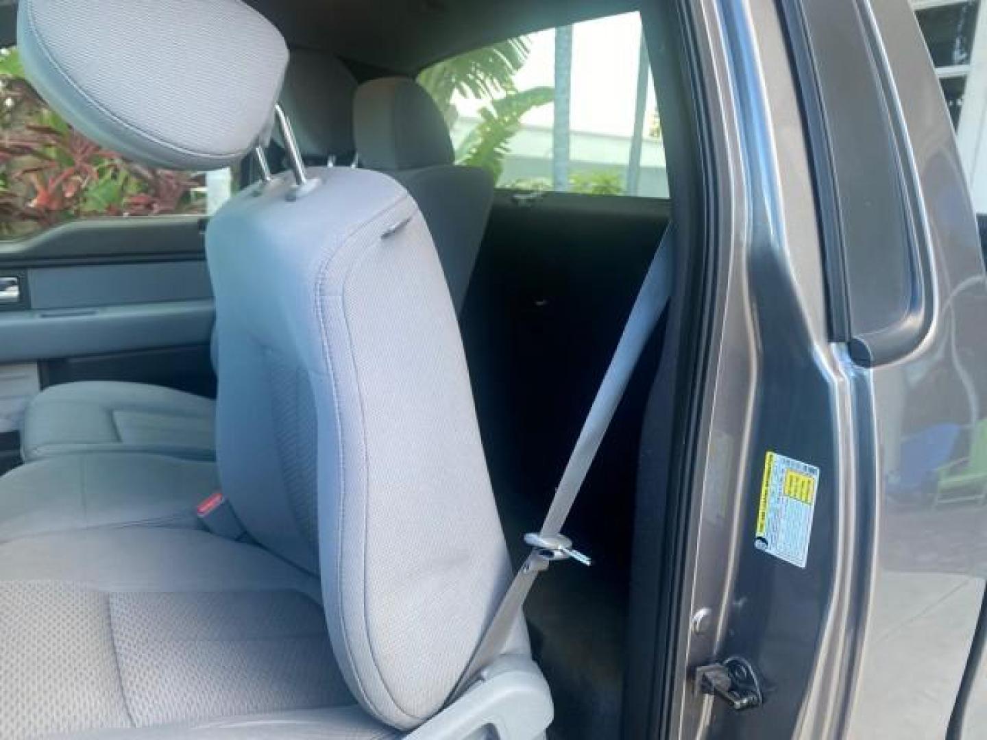 2013 Sterling Gray Metallic /Steel Gray Ford F-150 STX 4WD LOW MILES 27,133 1 OWNER (1FTMF1EF3DF) with an 5.0L V8 FFV Engine engine, Automatic transmission, located at 4701 North Dixie Hwy, Pompano Beach, FL, 33064, (954) 422-2889, 26.240938, -80.123474 - OUR WEBPAGE FLORIDACARS1.COM HAS OVER 100 PHOTOS AND FREE CARFAX LINK 2013 FORD F-150 STX VIN: 1FTMF1EF3DFC39967 1 F T M F 1 E F 3 D F C 3 9 9 6 7 PICKUP 5.0L V8 F DOHC 32V FLEX FUEL REAR WHEEL DRIVE W/ 4X4 Features 4WD/AWD ABS Brakes Air Conditioning Alloy Wheels AM/FM Stereo Automatic Transmission - Photo#73
