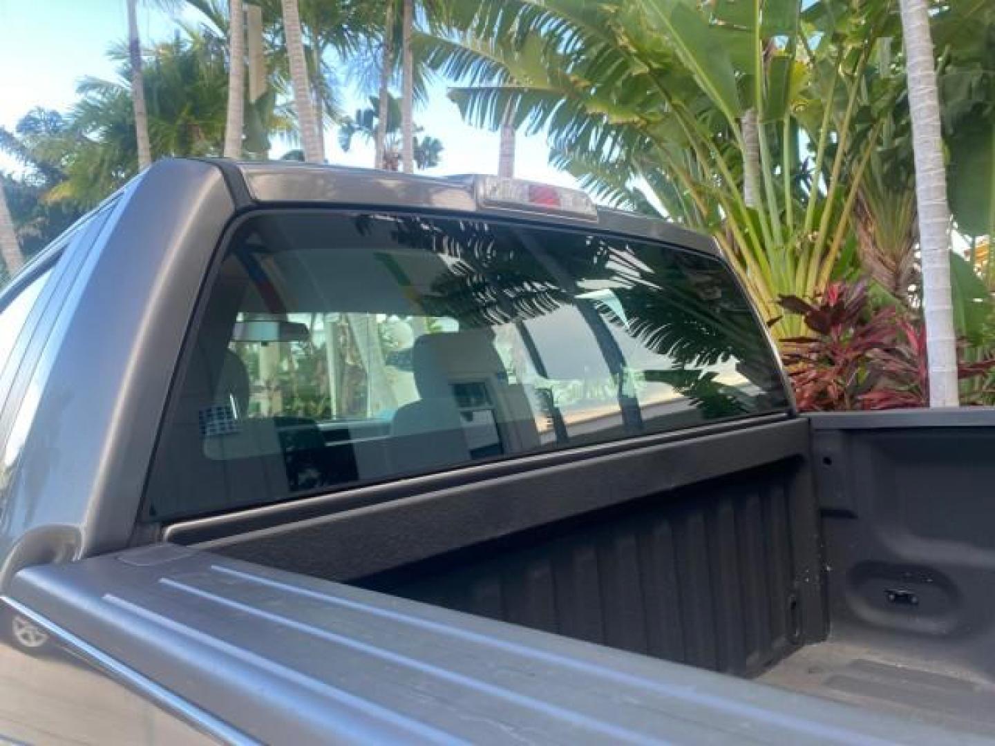 2013 Sterling Gray Metallic /Steel Gray Ford F-150 STX 4WD LOW MILES 27,133 1 OWNER (1FTMF1EF3DF) with an 5.0L V8 FFV Engine engine, Automatic transmission, located at 4701 North Dixie Hwy, Pompano Beach, FL, 33064, (954) 422-2889, 26.240938, -80.123474 - OUR WEBPAGE FLORIDACARS1.COM HAS OVER 100 PHOTOS AND FREE CARFAX LINK 2013 FORD F-150 STX VIN: 1FTMF1EF3DFC39967 1 F T M F 1 E F 3 D F C 3 9 9 6 7 PICKUP 5.0L V8 F DOHC 32V FLEX FUEL REAR WHEEL DRIVE W/ 4X4 Features 4WD/AWD ABS Brakes Air Conditioning Alloy Wheels AM/FM Stereo Automatic Transmission - Photo#95
