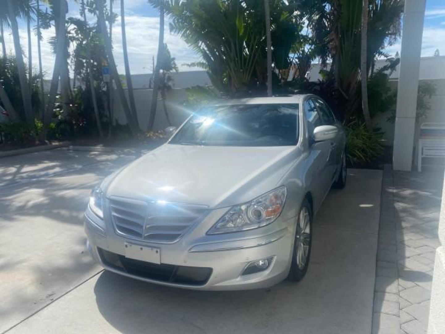 2010 Platinum Metallic /Jet black Hyundai Genesis LOW MILES 32,920 SUNROOF (KMHGC4DF8AU) with an 4.6L DOHC V8 Engine engine, Automatic transmission, located at 4701 North Dixie Hwy, Pompano Beach, FL, 33064, (954) 422-2889, 26.240938, -80.123474 - OUR WEBPAGE FLORIDACARS1.COM HAS OVER 100 PHOTOS AND FREE CARFAX LINK 2010 HYUNDAI GENESIS 4.6L V8 VIN: KMHGC4DF8AU101658 K M H G C 4 D F 8 A U 1 0 1 6 5 8 SEDAN 4 DR 4.6L V8 F DOHC 32V GASOLINE REAR WHEEL DRIVE Features A/C Seat(s) ABS Brakes Air Conditioning Alloy Wheels AM/FM Stereo Automated Cru - Photo#3