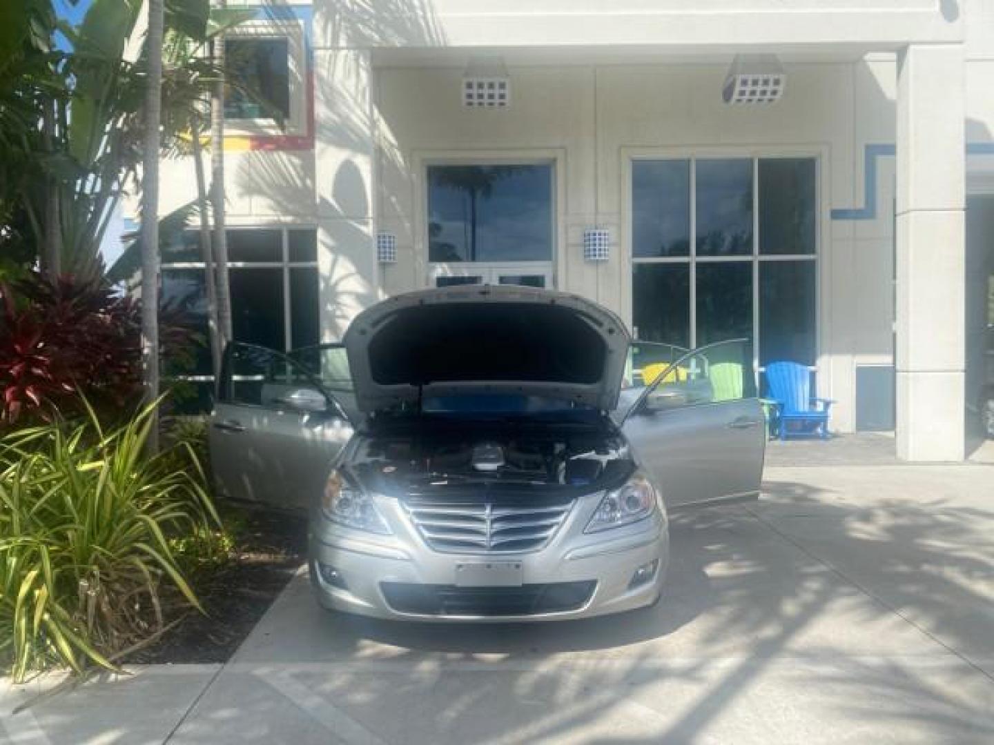 2010 Platinum Metallic /Jet black Hyundai Genesis LOW MILES 32,920 SUNROOF (KMHGC4DF8AU) with an 4.6L DOHC V8 Engine engine, Automatic transmission, located at 4701 North Dixie Hwy, Pompano Beach, FL, 33064, (954) 422-2889, 26.240938, -80.123474 - OUR WEBPAGE FLORIDACARS1.COM HAS OVER 100 PHOTOS AND FREE CARFAX LINK 2010 HYUNDAI GENESIS 4.6L V8 VIN: KMHGC4DF8AU101658 K M H G C 4 D F 8 A U 1 0 1 6 5 8 SEDAN 4 DR 4.6L V8 F DOHC 32V GASOLINE REAR WHEEL DRIVE Features A/C Seat(s) ABS Brakes Air Conditioning Alloy Wheels AM/FM Stereo Automated Cru - Photo#16