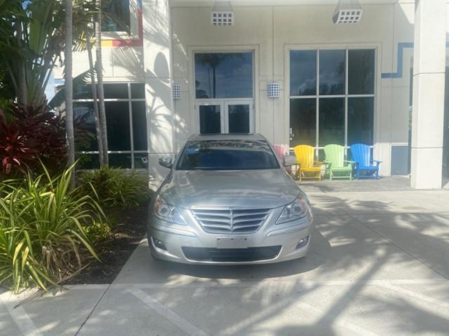 2010 Platinum Metallic /Jet black Hyundai Genesis LOW MILES 32,920 SUNROOF (KMHGC4DF8AU) with an 4.6L DOHC V8 Engine engine, Automatic transmission, located at 4701 North Dixie Hwy, Pompano Beach, FL, 33064, (954) 422-2889, 26.240938, -80.123474 - OUR WEBPAGE FLORIDACARS1.COM HAS OVER 100 PHOTOS AND FREE CARFAX LINK 2010 HYUNDAI GENESIS 4.6L V8 VIN: KMHGC4DF8AU101658 K M H G C 4 D F 8 A U 1 0 1 6 5 8 SEDAN 4 DR 4.6L V8 F DOHC 32V GASOLINE REAR WHEEL DRIVE Features A/C Seat(s) ABS Brakes Air Conditioning Alloy Wheels AM/FM Stereo Automated Cru - Photo#27