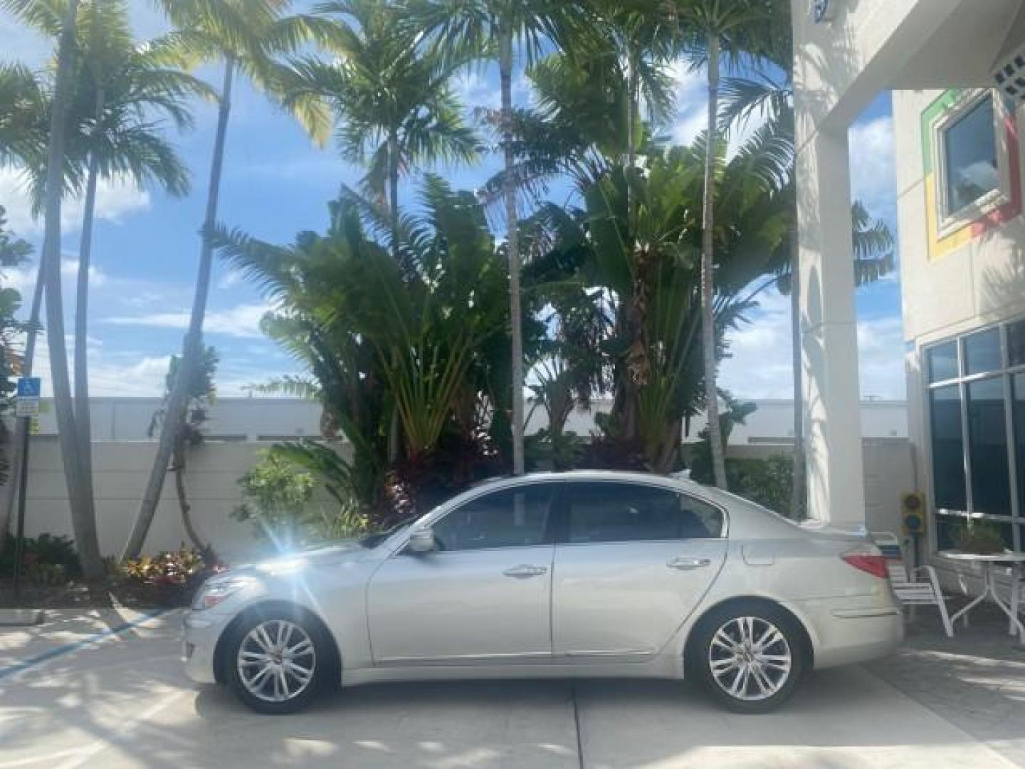 2010 Platinum Metallic /Jet black Hyundai Genesis LOW MILES 32,920 SUNROOF (KMHGC4DF8AU) with an 4.6L DOHC V8 Engine engine, Automatic transmission, located at 4701 North Dixie Hwy, Pompano Beach, FL, 33064, (954) 422-2889, 26.240938, -80.123474 - OUR WEBPAGE FLORIDACARS1.COM HAS OVER 100 PHOTOS AND FREE CARFAX LINK 2010 HYUNDAI GENESIS 4.6L V8 VIN: KMHGC4DF8AU101658 K M H G C 4 D F 8 A U 1 0 1 6 5 8 SEDAN 4 DR 4.6L V8 F DOHC 32V GASOLINE REAR WHEEL DRIVE Features A/C Seat(s) ABS Brakes Air Conditioning Alloy Wheels AM/FM Stereo Automated Cru - Photo#31