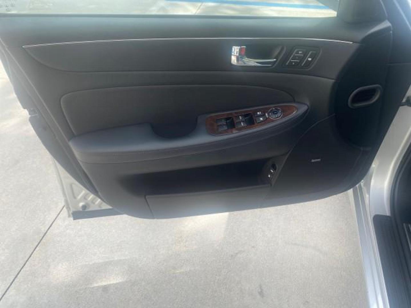 2010 Platinum Metallic /Jet black Hyundai Genesis LOW MILES 32,920 SUNROOF (KMHGC4DF8AU) with an 4.6L DOHC V8 Engine engine, Automatic transmission, located at 4701 North Dixie Hwy, Pompano Beach, FL, 33064, (954) 422-2889, 26.240938, -80.123474 - OUR WEBPAGE FLORIDACARS1.COM HAS OVER 100 PHOTOS AND FREE CARFAX LINK 2010 HYUNDAI GENESIS 4.6L V8 VIN: KMHGC4DF8AU101658 K M H G C 4 D F 8 A U 1 0 1 6 5 8 SEDAN 4 DR 4.6L V8 F DOHC 32V GASOLINE REAR WHEEL DRIVE Features A/C Seat(s) ABS Brakes Air Conditioning Alloy Wheels AM/FM Stereo Automated Cru - Photo#41