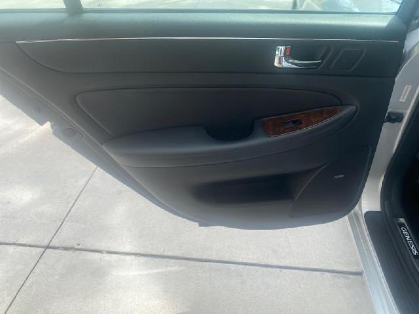 2010 Platinum Metallic /Jet black Hyundai Genesis LOW MILES 32,920 SUNROOF (KMHGC4DF8AU) with an 4.6L DOHC V8 Engine engine, Automatic transmission, located at 4701 North Dixie Hwy, Pompano Beach, FL, 33064, (954) 422-2889, 26.240938, -80.123474 - OUR WEBPAGE FLORIDACARS1.COM HAS OVER 100 PHOTOS AND FREE CARFAX LINK 2010 HYUNDAI GENESIS 4.6L V8 VIN: KMHGC4DF8AU101658 K M H G C 4 D F 8 A U 1 0 1 6 5 8 SEDAN 4 DR 4.6L V8 F DOHC 32V GASOLINE REAR WHEEL DRIVE Features A/C Seat(s) ABS Brakes Air Conditioning Alloy Wheels AM/FM Stereo Automated Cru - Photo#74