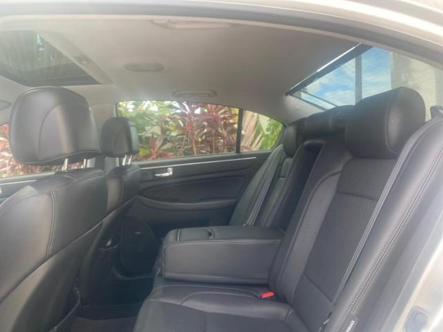 2010 Platinum Metallic /Jet black Hyundai Genesis LOW MILES 32,920 SUNROOF (KMHGC4DF8AU) with an 4.6L DOHC V8 Engine engine, Automatic transmission, located at 4701 North Dixie Hwy, Pompano Beach, FL, 33064, (954) 422-2889, 26.240938, -80.123474 - OUR WEBPAGE FLORIDACARS1.COM HAS OVER 100 PHOTOS AND FREE CARFAX LINK 2010 HYUNDAI GENESIS 4.6L V8 VIN: KMHGC4DF8AU101658 K M H G C 4 D F 8 A U 1 0 1 6 5 8 SEDAN 4 DR 4.6L V8 F DOHC 32V GASOLINE REAR WHEEL DRIVE Features A/C Seat(s) ABS Brakes Air Conditioning Alloy Wheels AM/FM Stereo Automated Cru - Photo#76